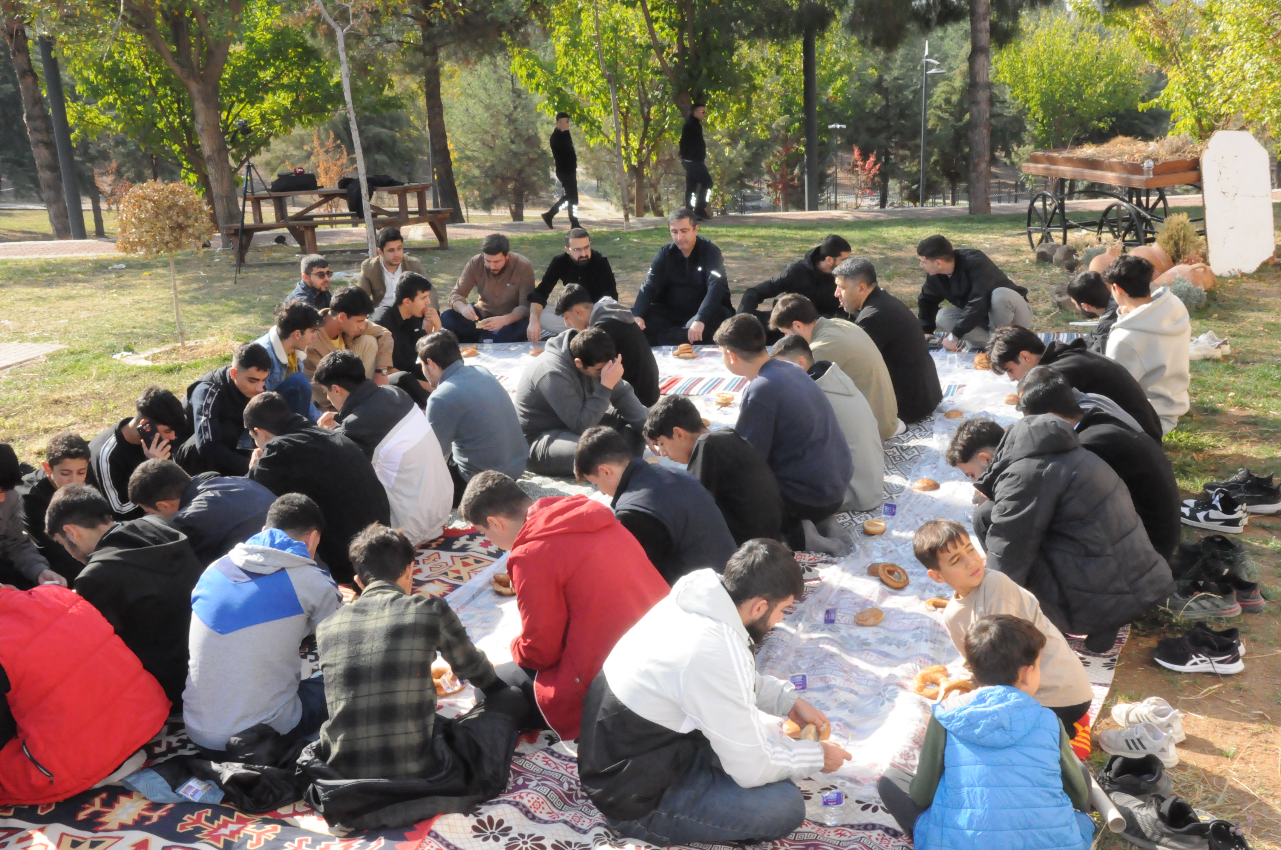 Ramanlı, Gençlerle Buluştu Dinamizminiz Güç Veriyor (9)