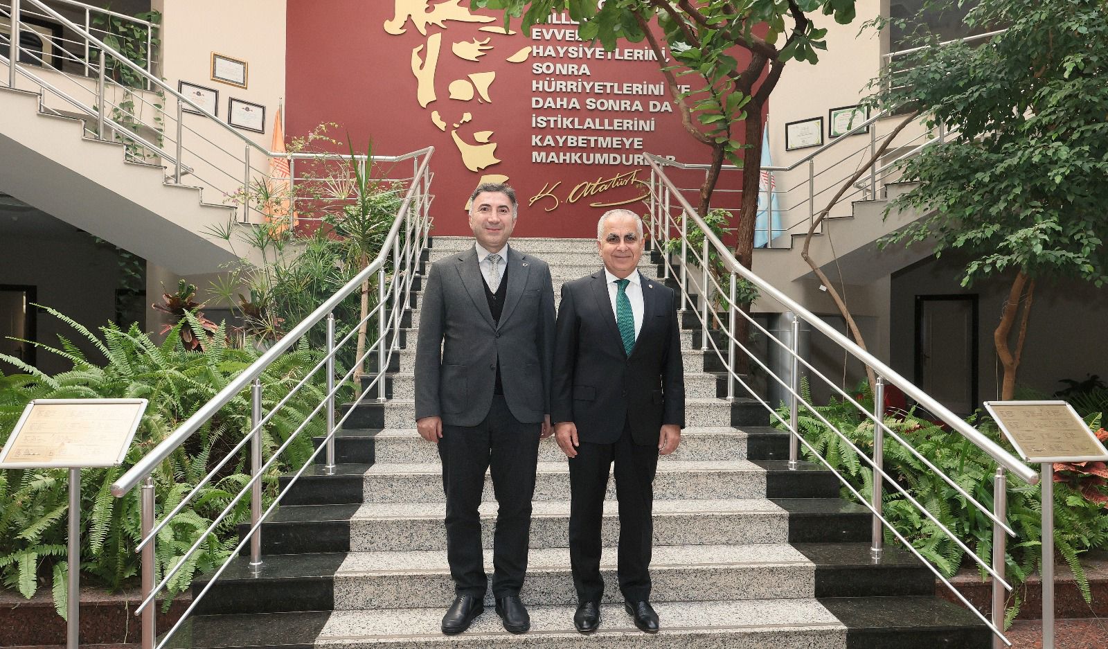 Rektör Demir’den Rektör Mesut Doğan’a Ziyaret (1)