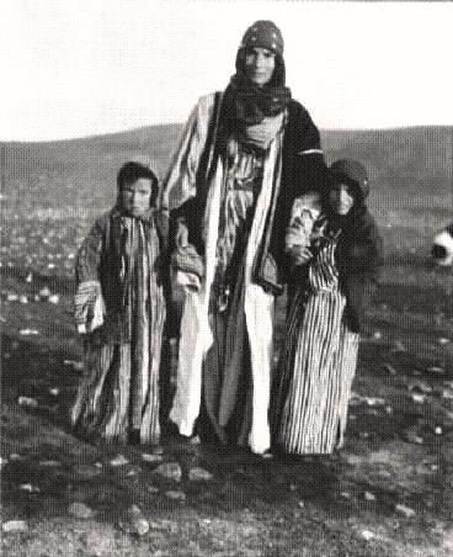 Tori̇ Anne Ve Çocuklari