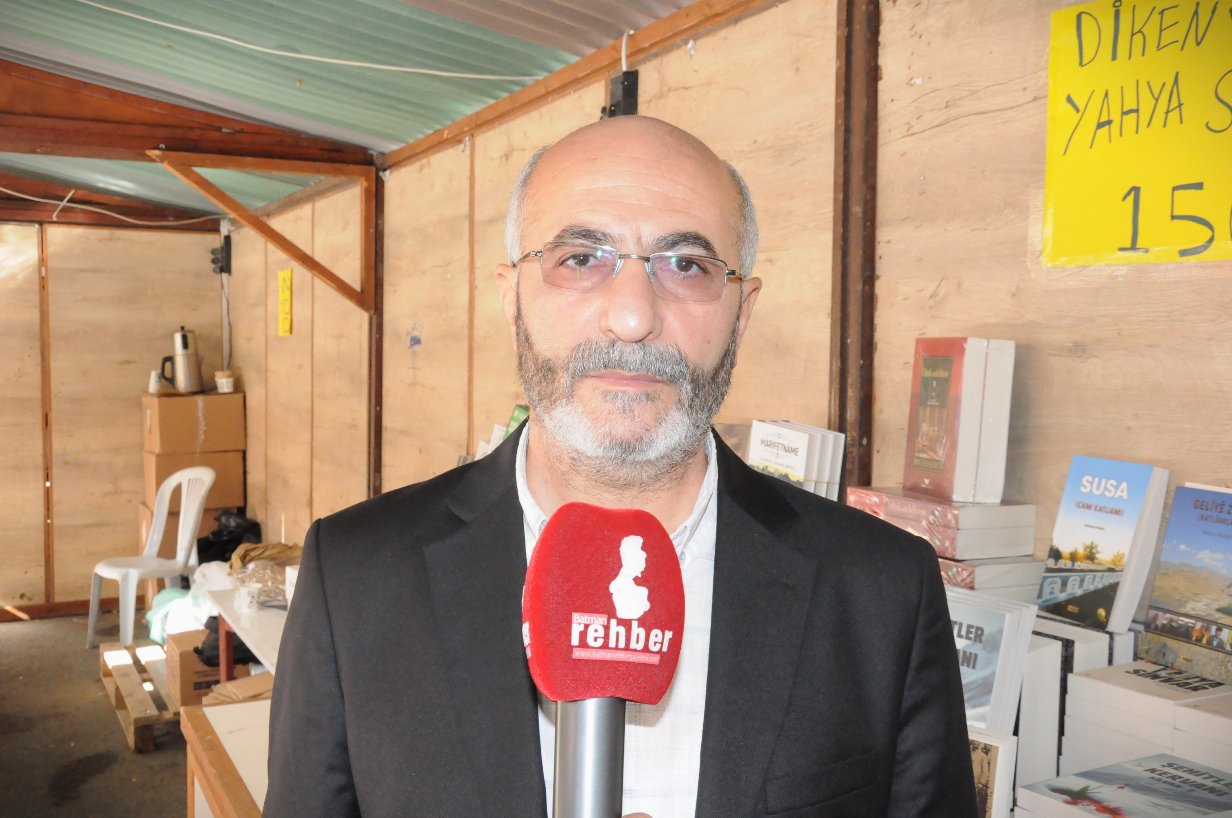 Yazar Mehmet Baran “Kitaplar Beynin Egzersizidir” (1)