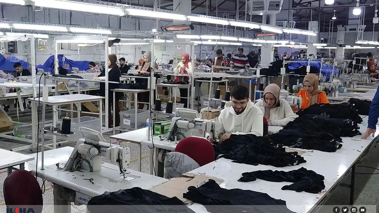 Aeeb23E2 45D4 4Ec4 B5Ab 2C22E57360D9