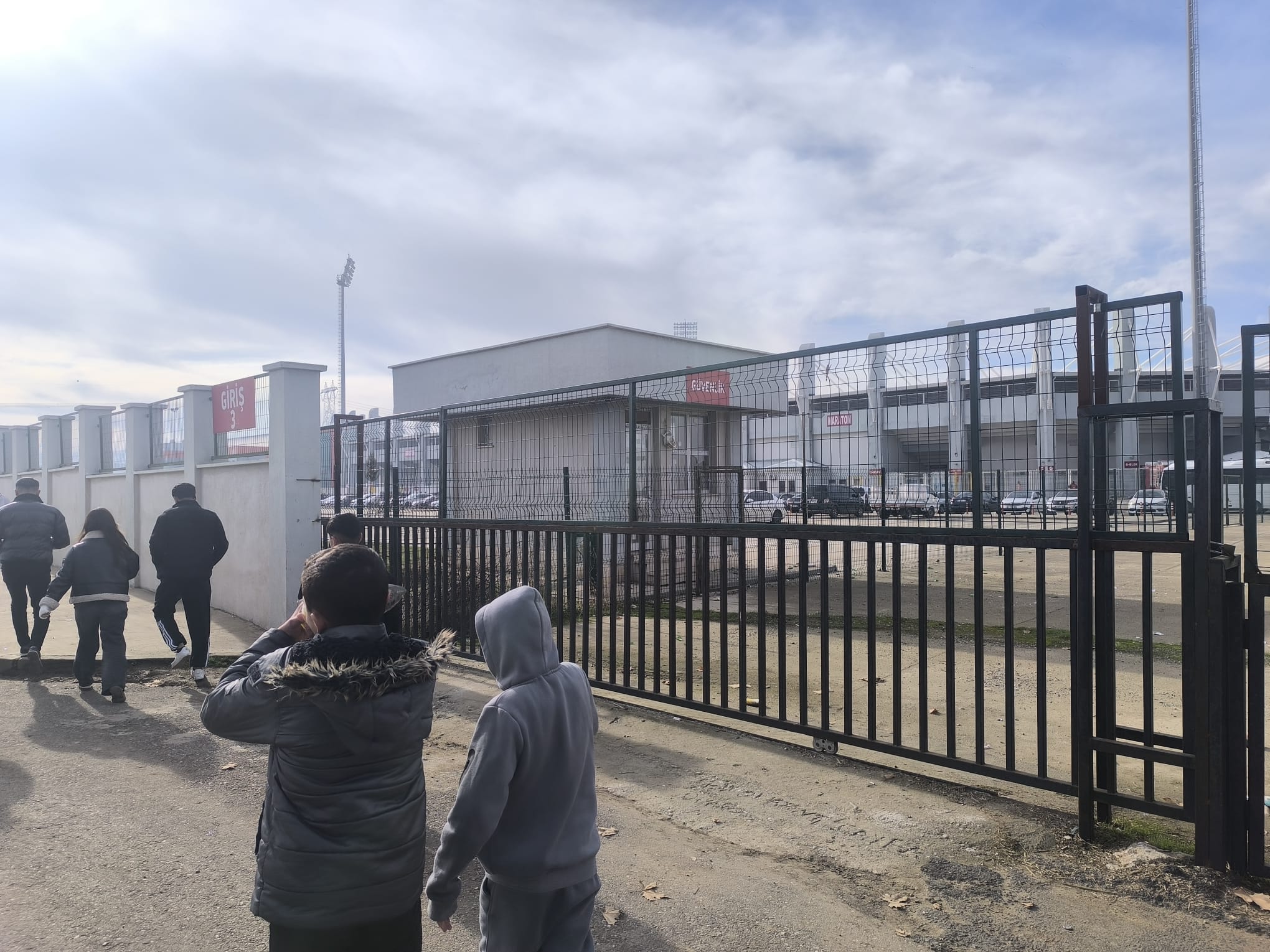 Batman Taraftarının Stadyum Ulaşımına Kapı Engeli (2)