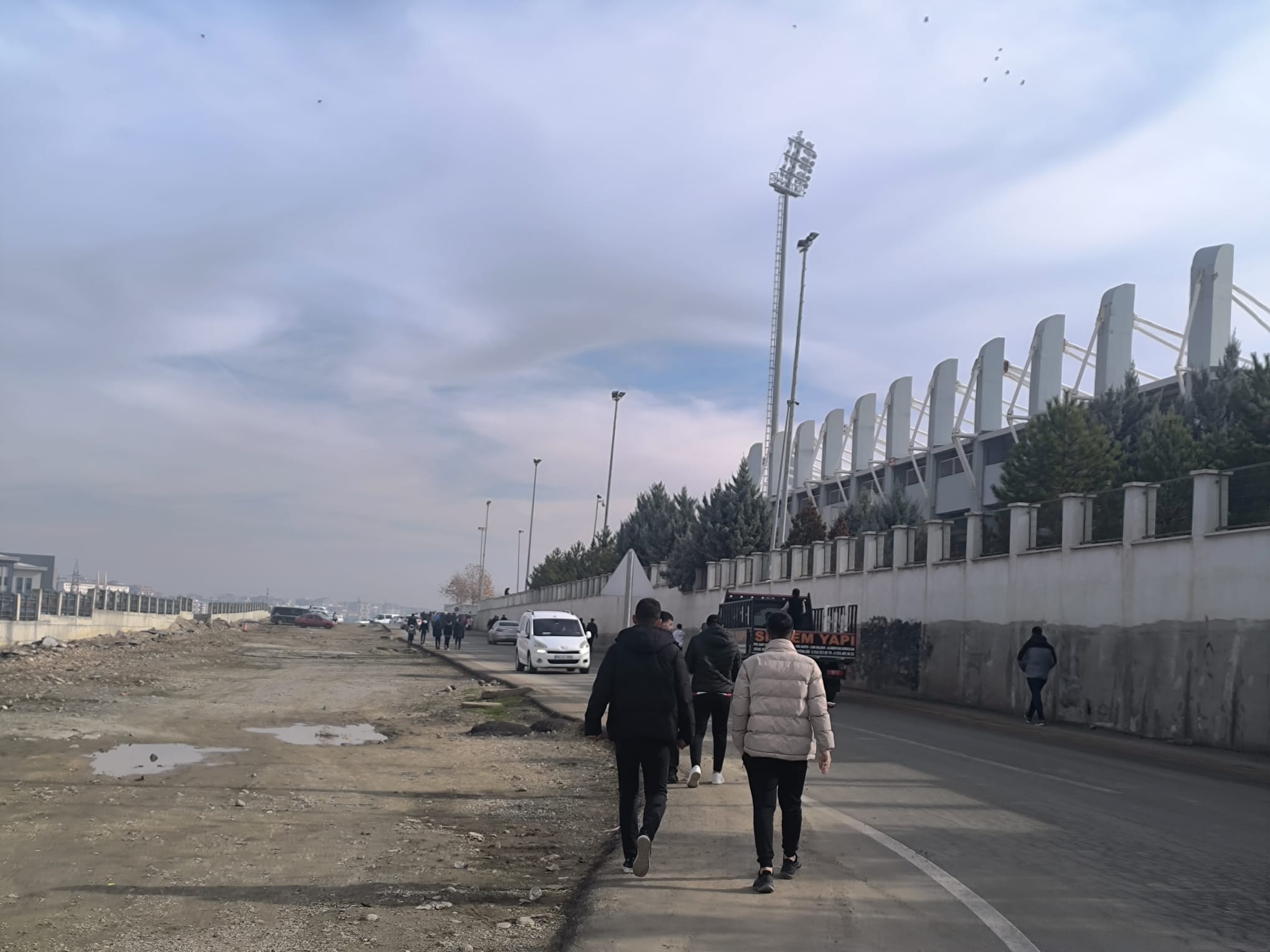 Batman Taraftarının Stadyum Ulaşımına Kapı Engeli (4)