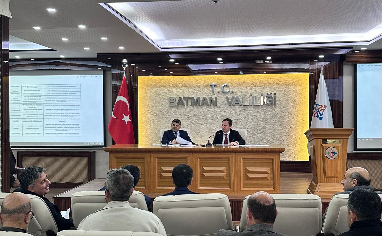 Batman’da Ortak Akıl Mesaisi Mahallelerin Sorunları Masaya Yatırıldı (3)