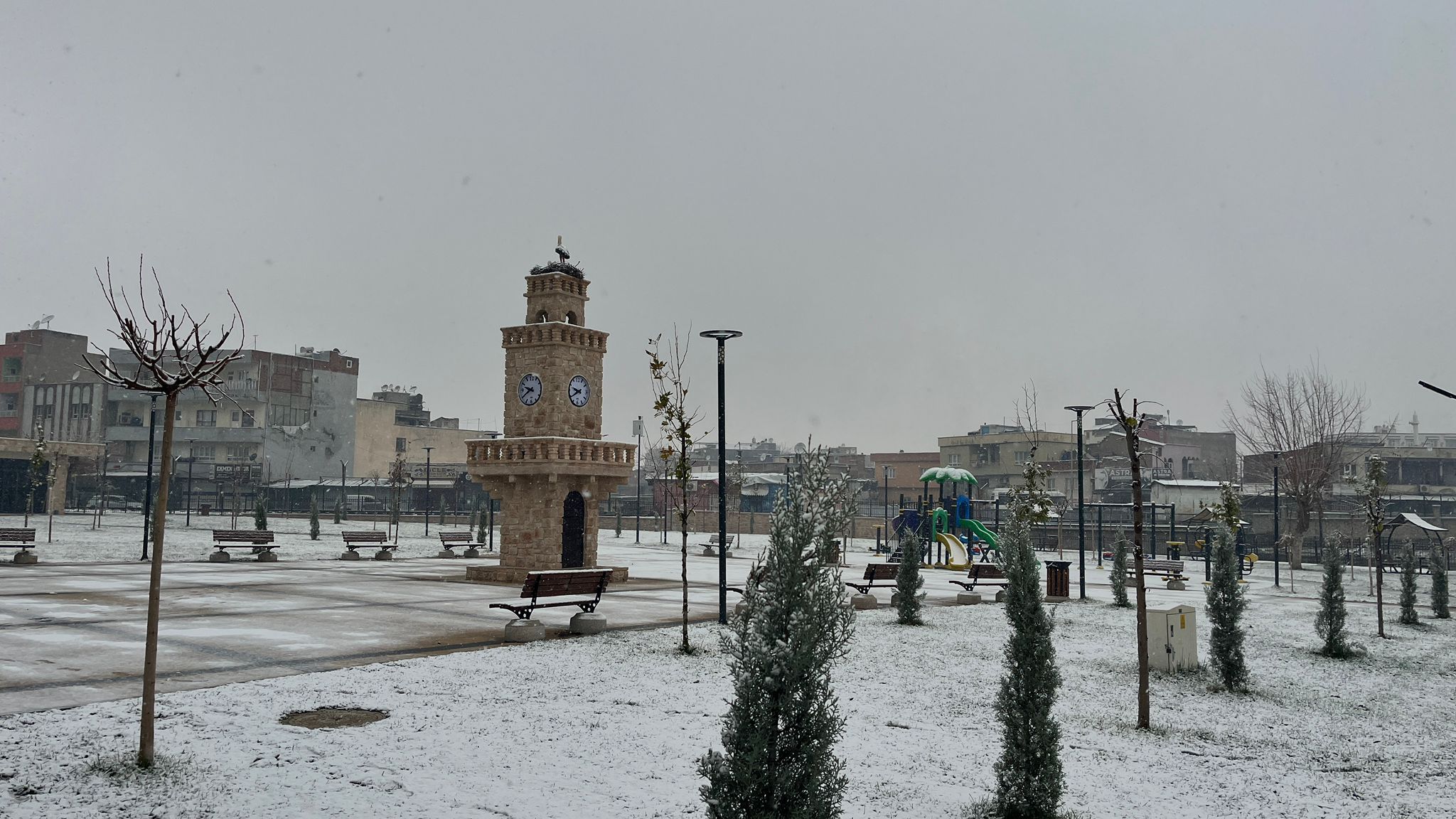 Batman’da Yılın İlk Kar Yağışı Etkili Oldu (1)