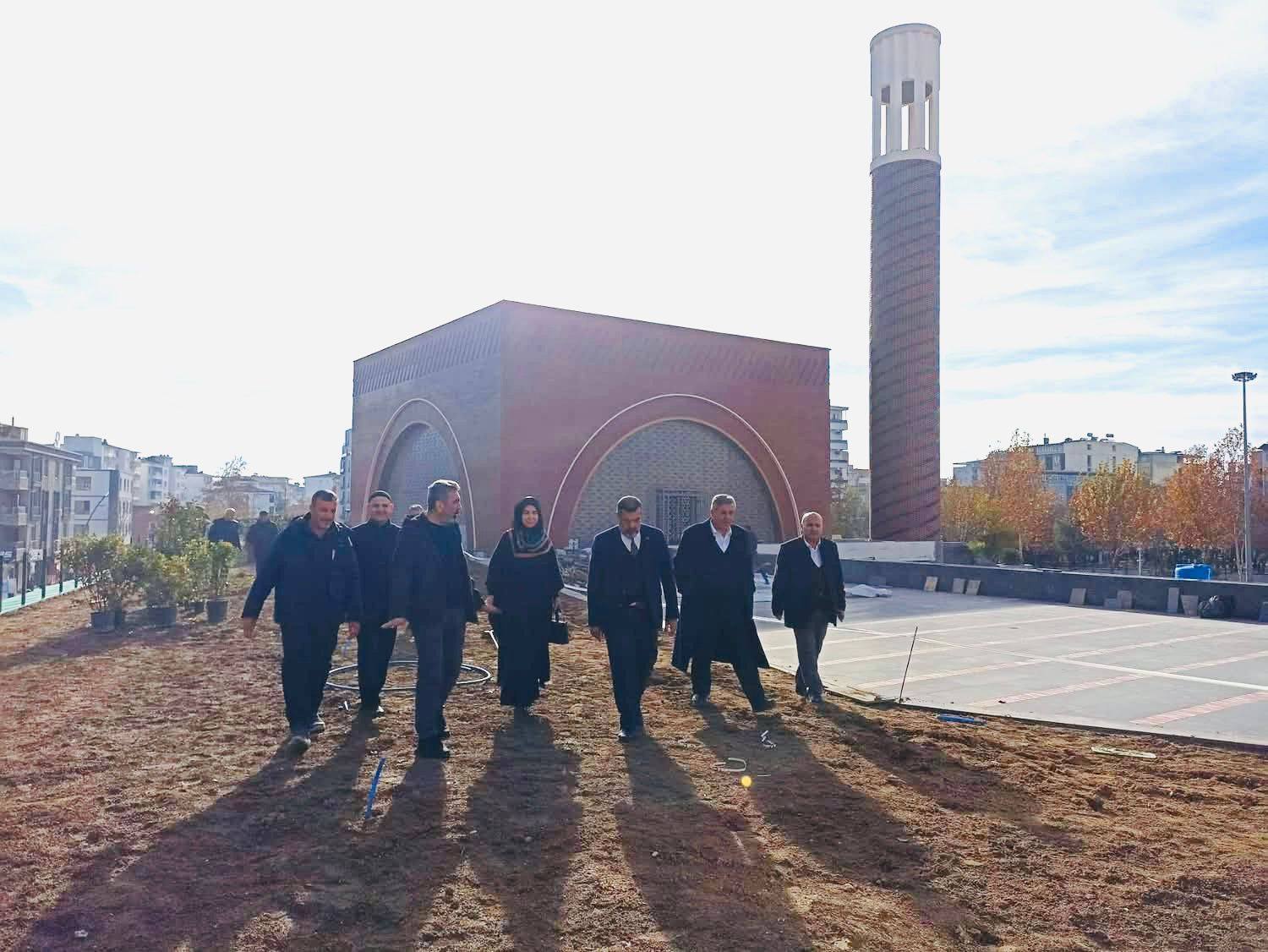 Kardeşlik Camii İnşaatında Sona Yaklaşılıyor Müftü Durmuş Yerinde İnceledi (2)
