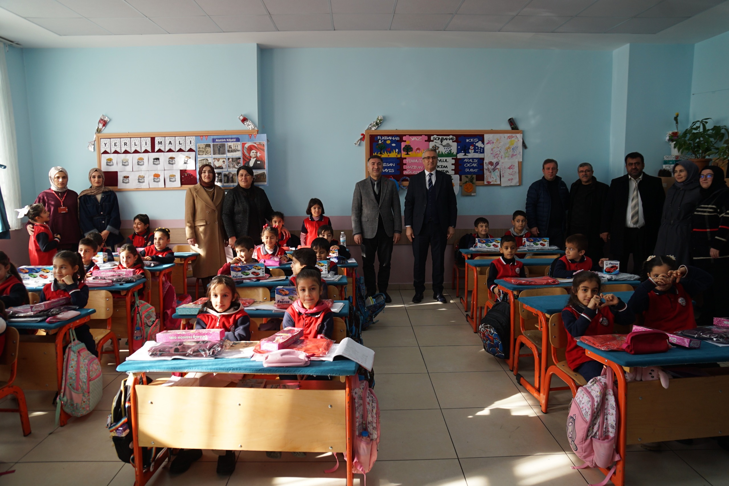 Üniversite Öğrencilerinden Minik Kalplere Anlamlı Dokunuş (1)