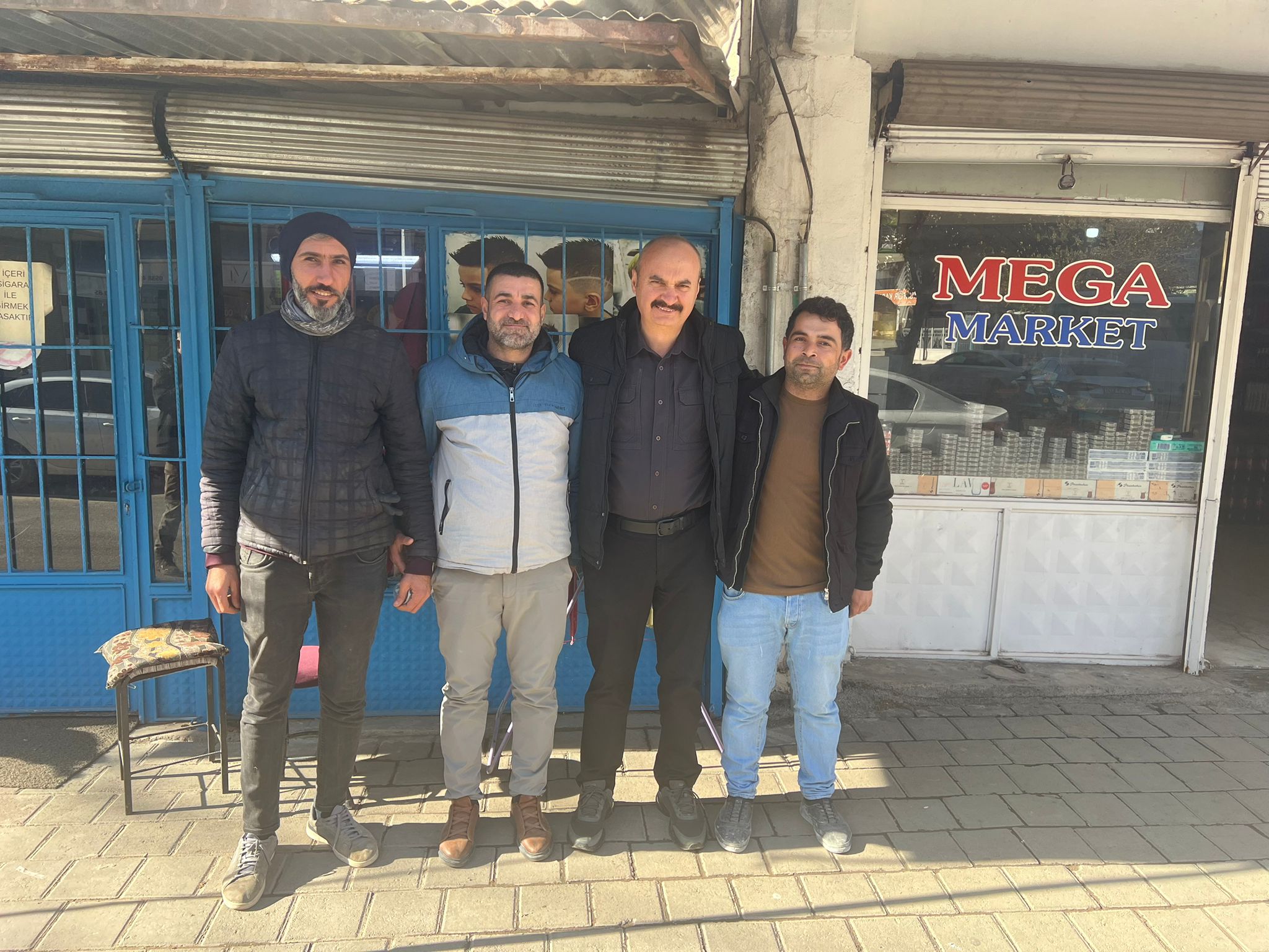 Vali Ekrem Canalp’ten Hilal Mahallesi’nde Esnaf Ziyareti (2)