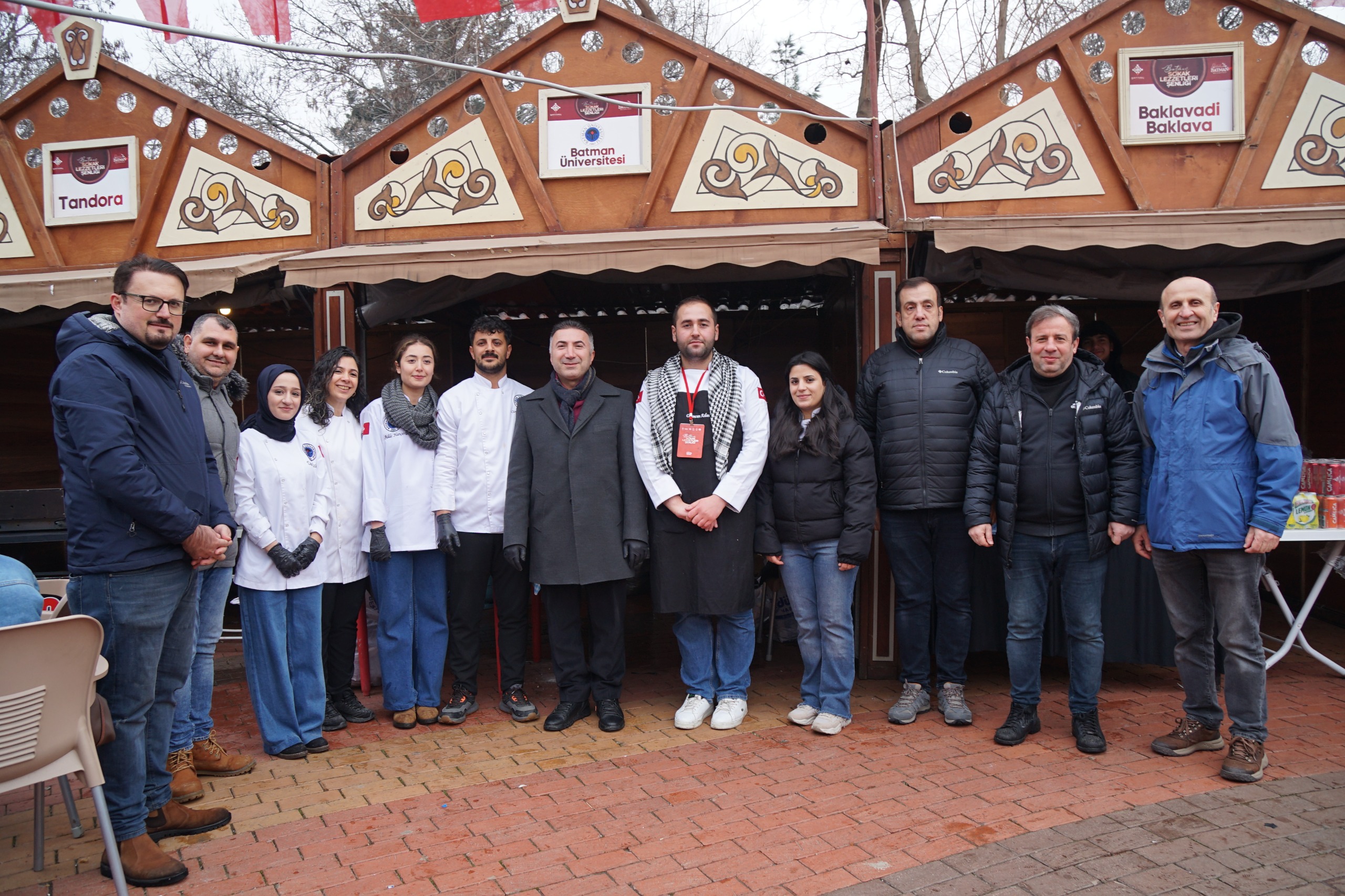 Batman Üniversitesi Sokak Lezzetleri Şenliği’ne Katıldı (1)