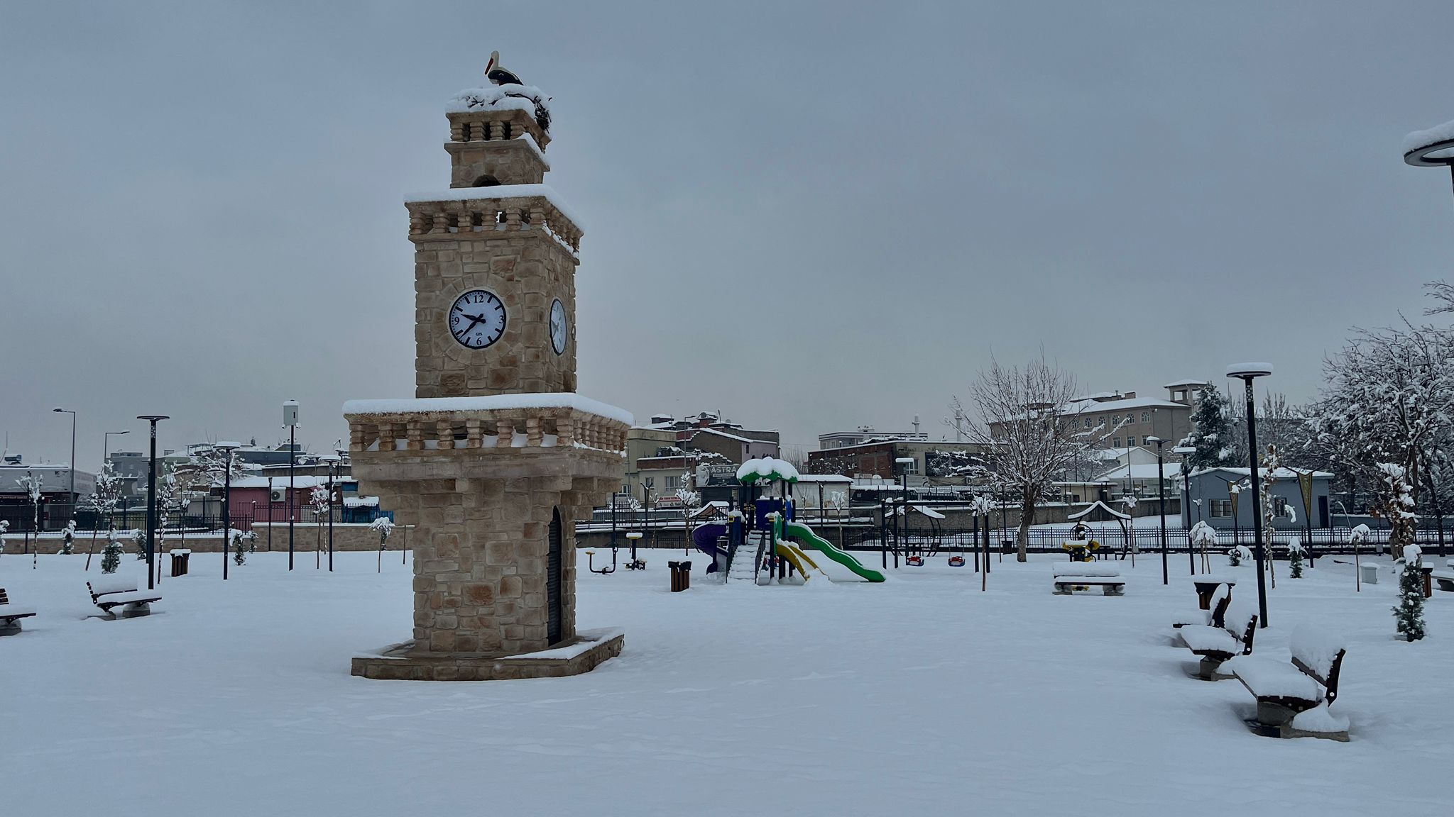 Batman’da Kar Geri Döndü Kent Beyaza Büründü (2)