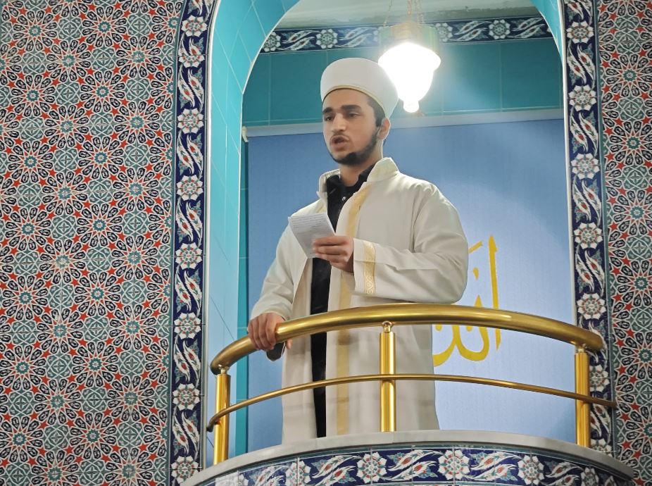 Batman’ın Genç Hafız Hatipleri Minberde (2)