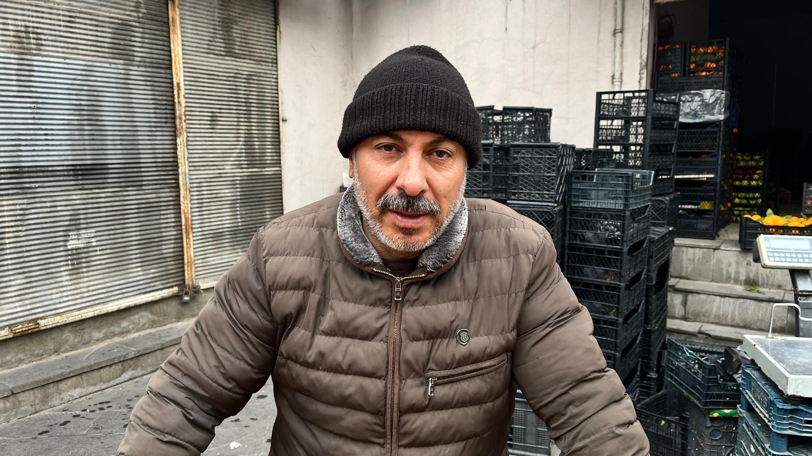 Esnaf Pazardaki Kar Yığınlarının Kaldırılmasını İstedi (5)