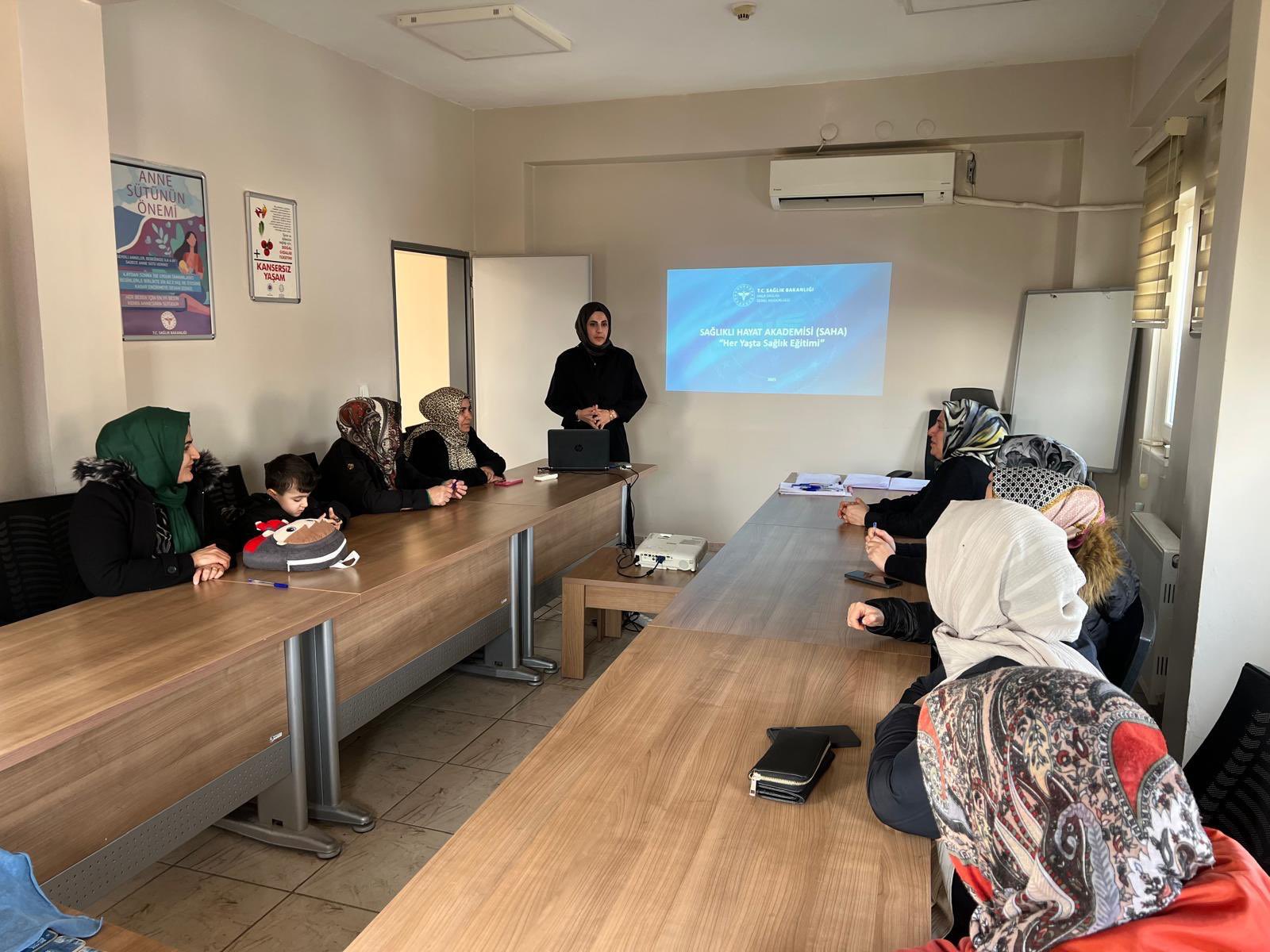 Çatom Kursiyerlerine Sağlıklı Yaşam Eğitimi (1)