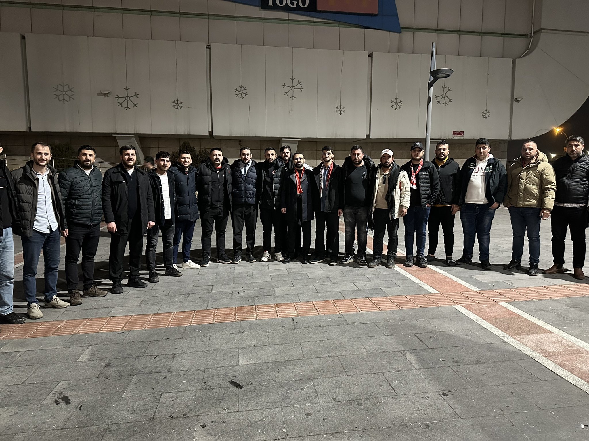 Hüda Par’lılar Saldırıya Uğrayan Batmanlı Taraftarları Şehir Girişinde Karşıladı 2