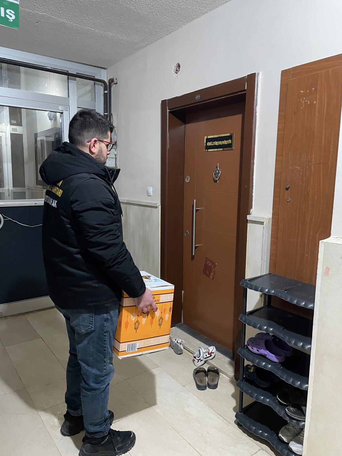 Kardelen Mahallesi’nde 600 Aileye Ramazan Desteği1