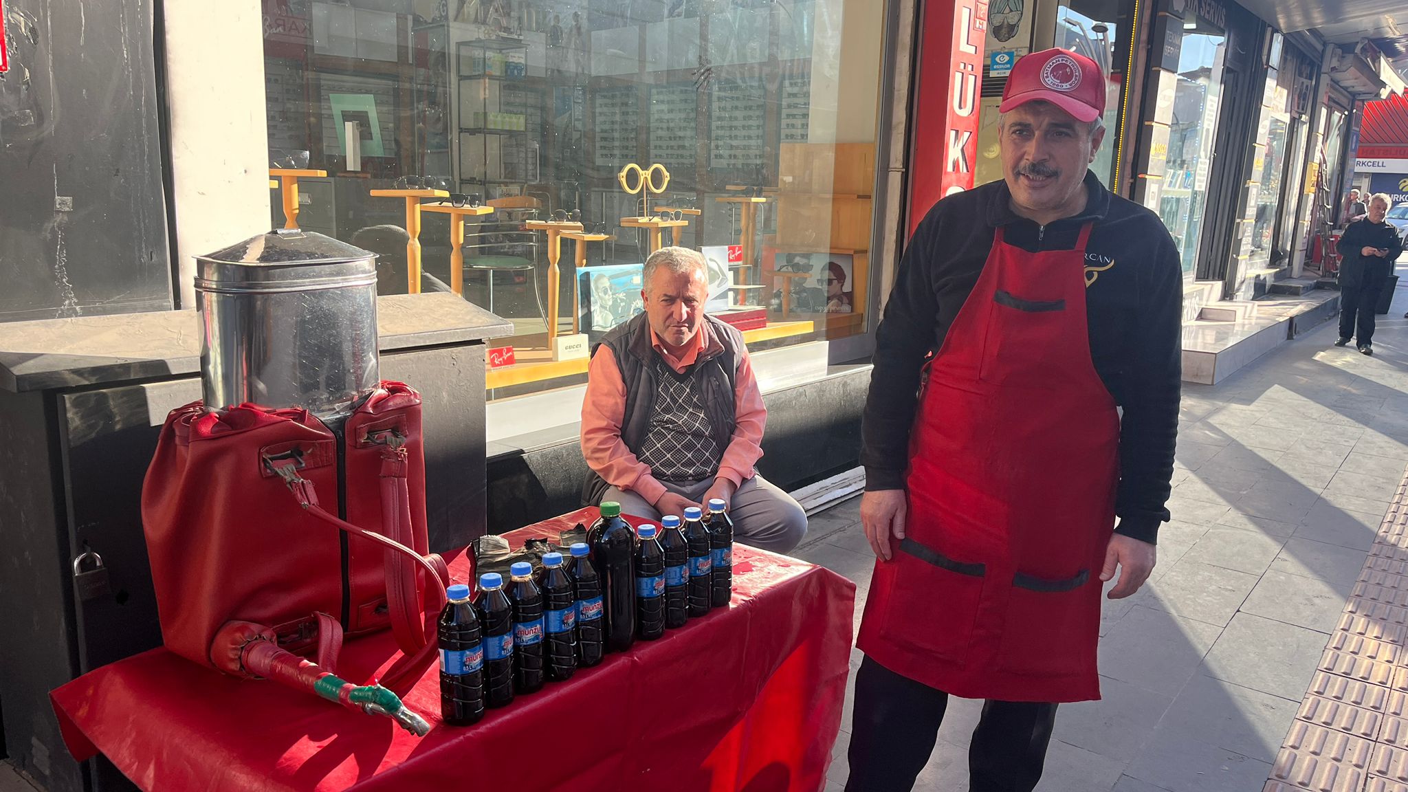 Ramazan’da Şifa Geleneği Meğen Kökü (Ava Sûsê) Şerbeti (2)