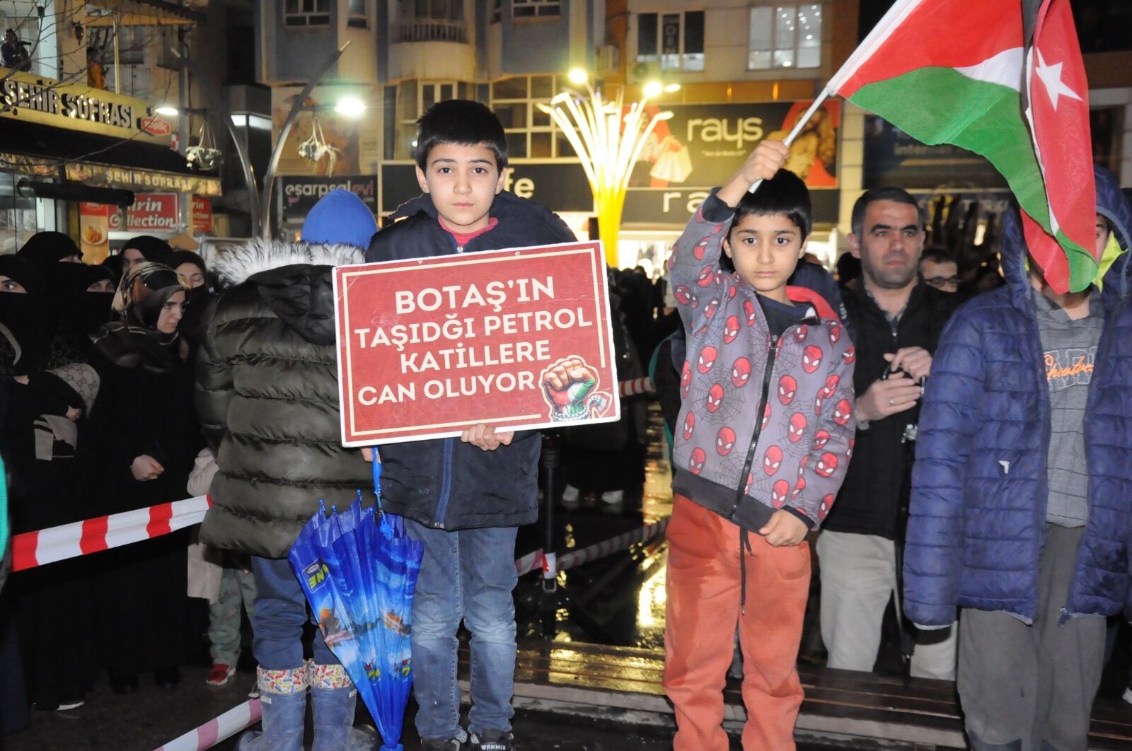 97460554 1289 4E21 94C7 5E2301D6Ee81