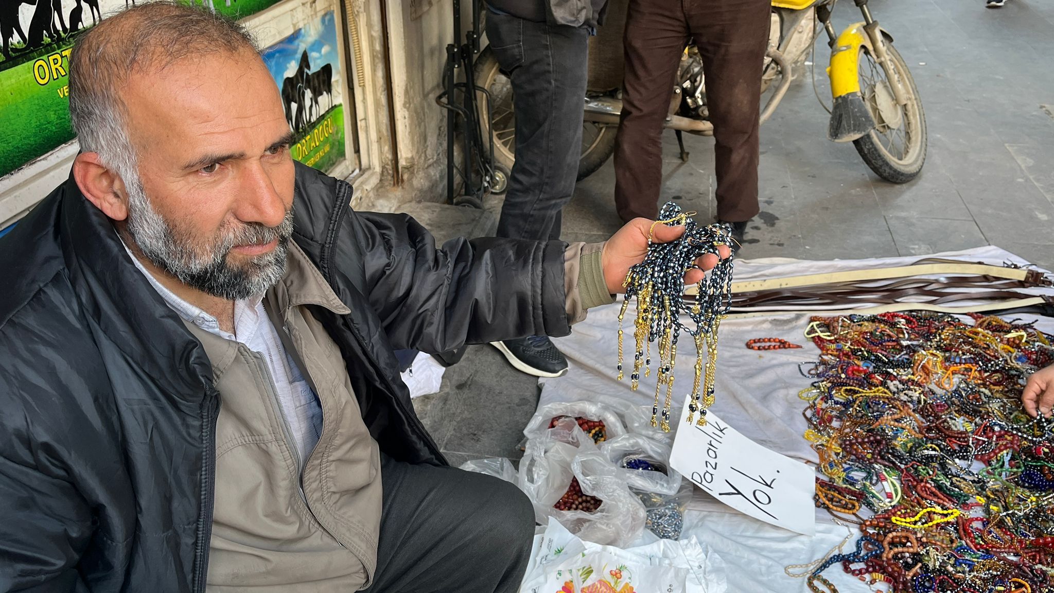 Batman Sokaklarında Renkli Mesai Tespihler 20 Tl! (4)