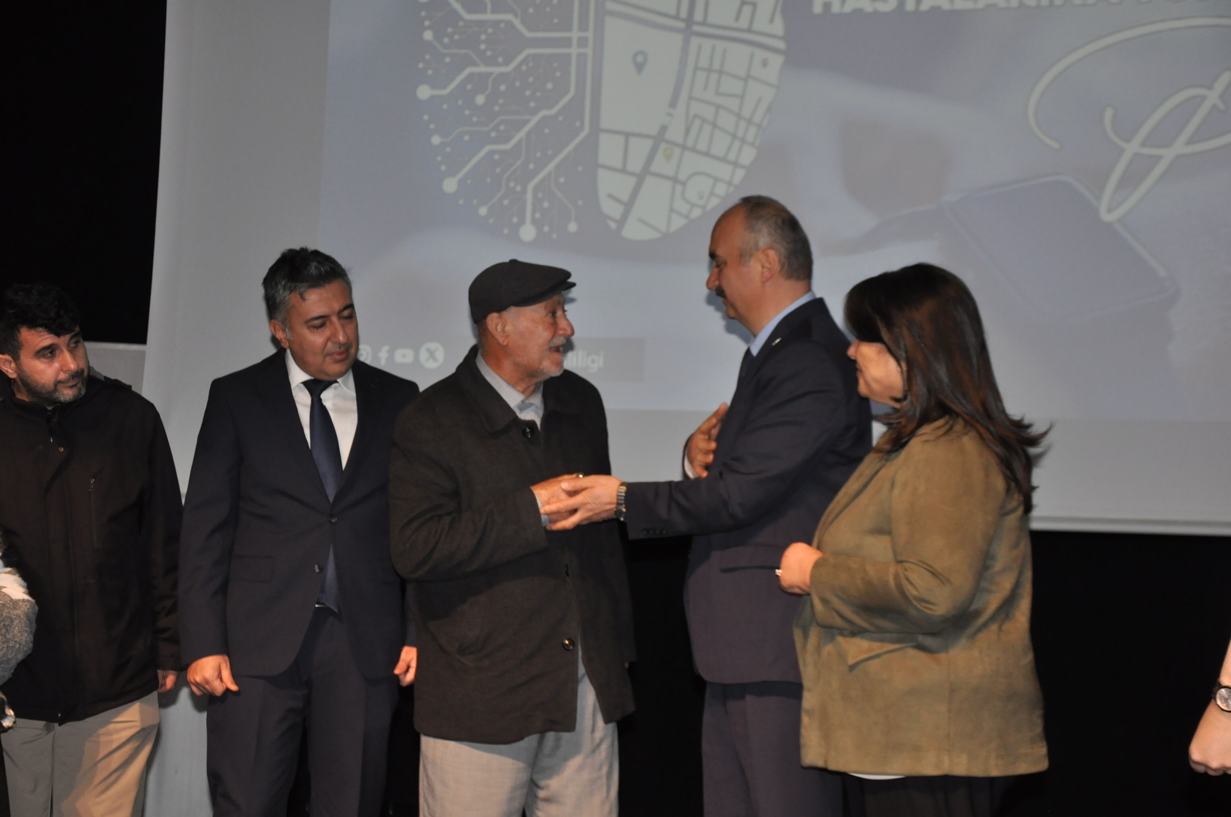 Batman’da Alzheimer Hastaları İçin Güvenli Adımlar 93 Aileye Gps Cihazı (8)