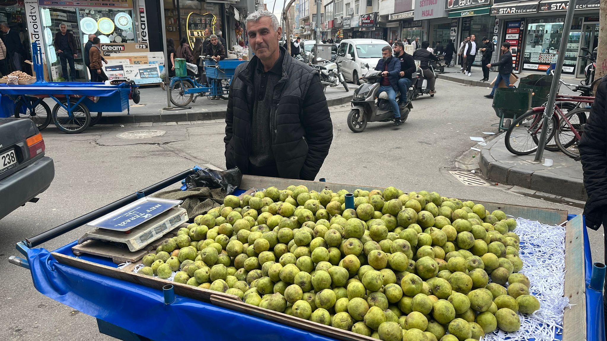 Batman’da Ankara Armudu İlgi Görüyor Kilosu 60 Tl (1)