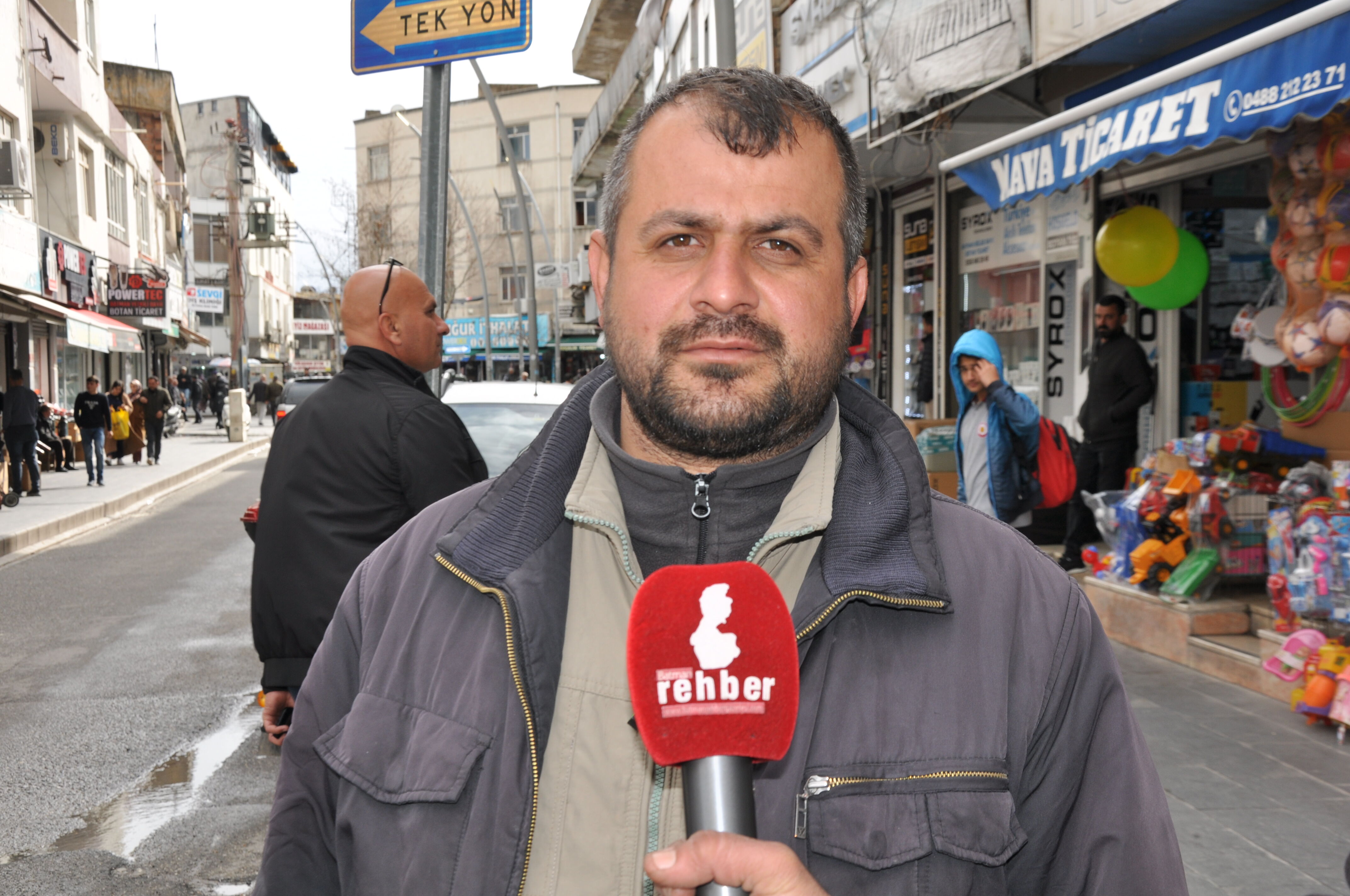 Batman’da Çağla Mevsimi Başladı Kilosu 300 Liradan Satışa Sunuluyor (4)