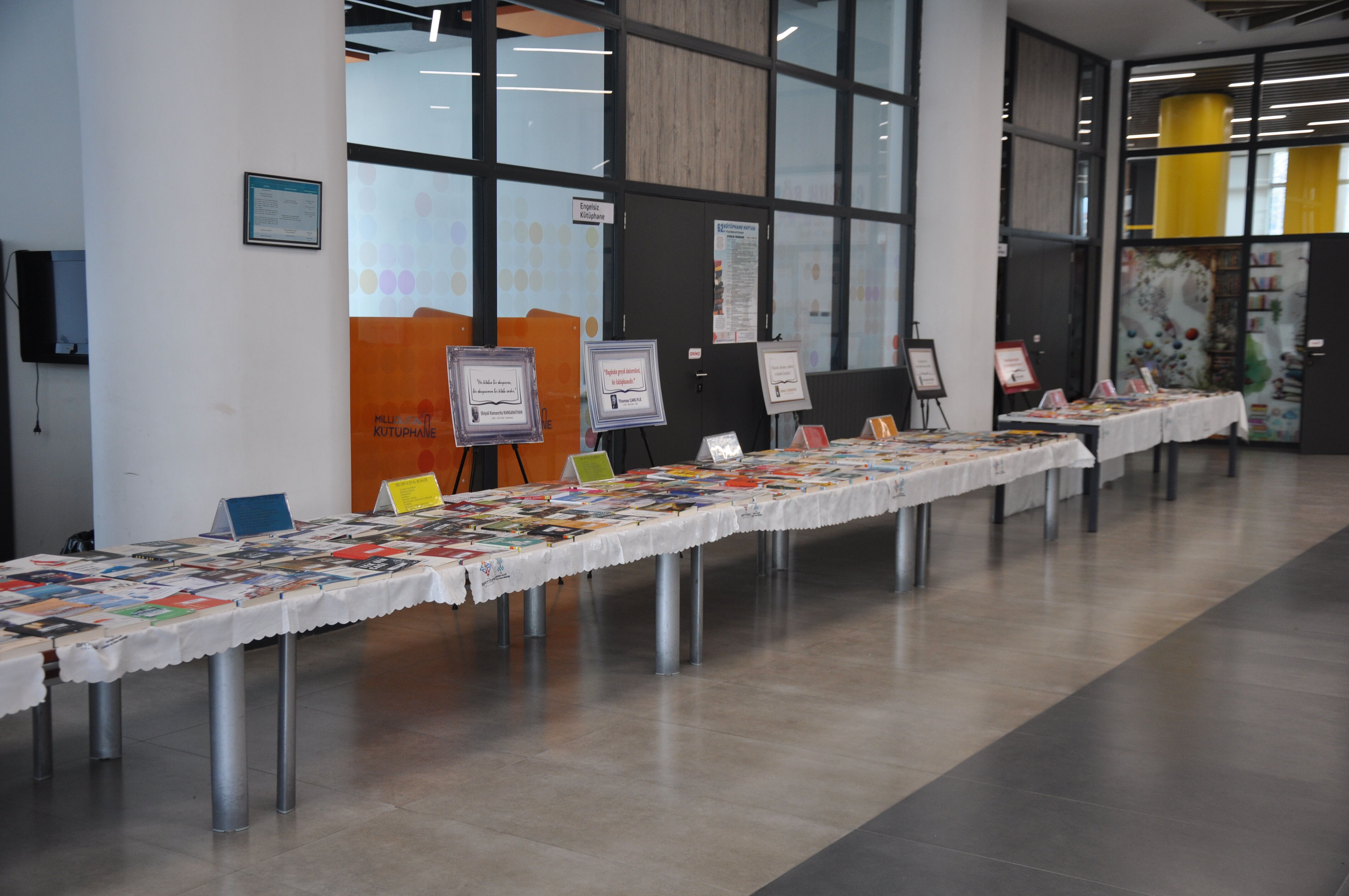 Batman’da Kütüphane Haftası Coşkusu “İyileştiren Kütüphaneler” Temasıyla Etkinlikler Başladı (4)