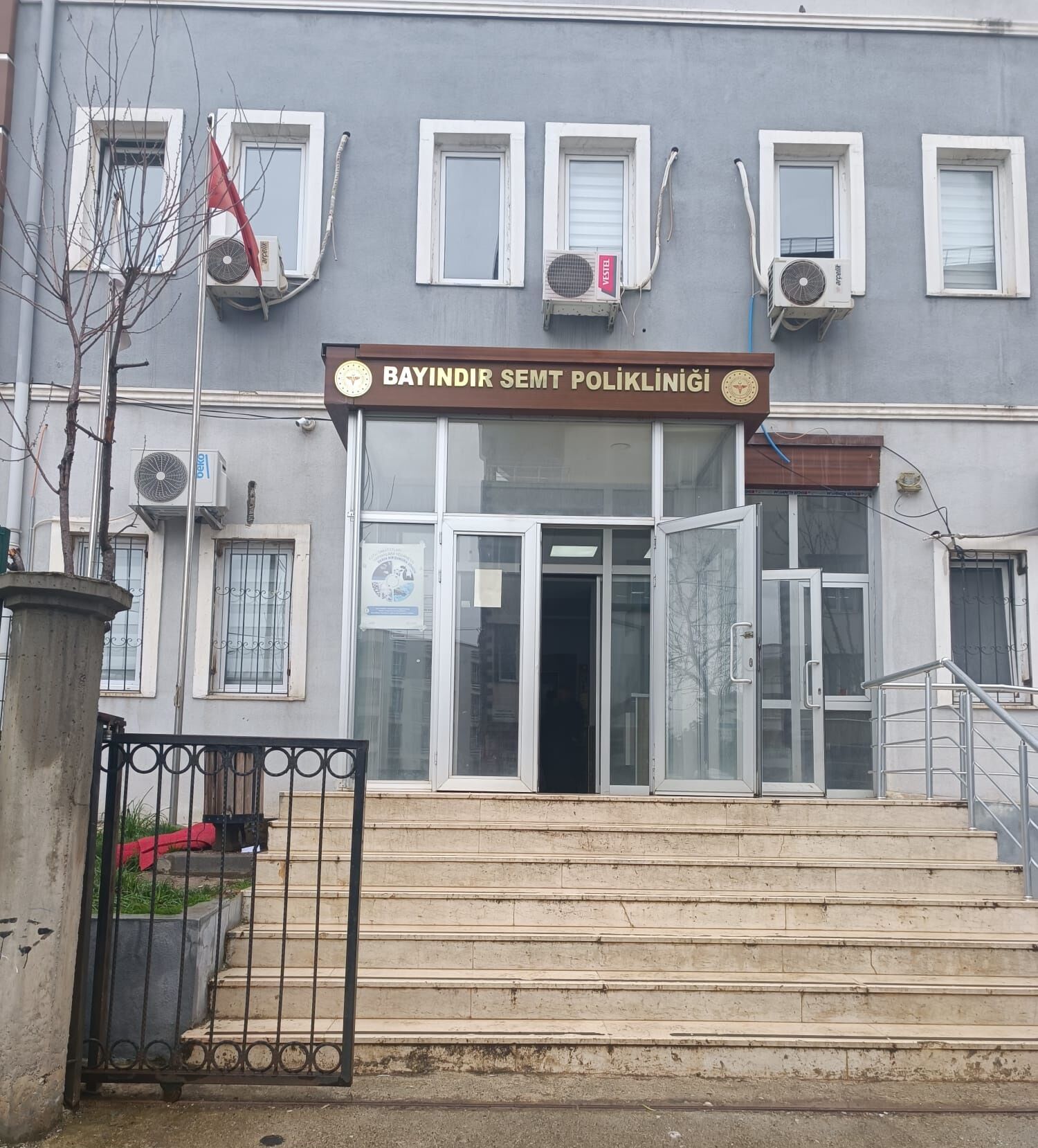 Bayındır Sakinlerinden Semt Polikliniğinin Kapanacağı İddialarına Tepki (2)-1