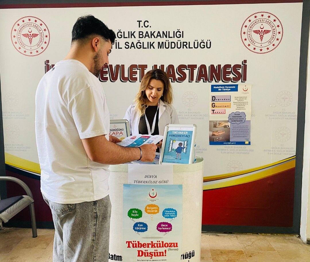 Dünya Tüberküloz Günü’nde Batman’da Farkındalık Standıerken Tanı Hayat Kurtarır (3)