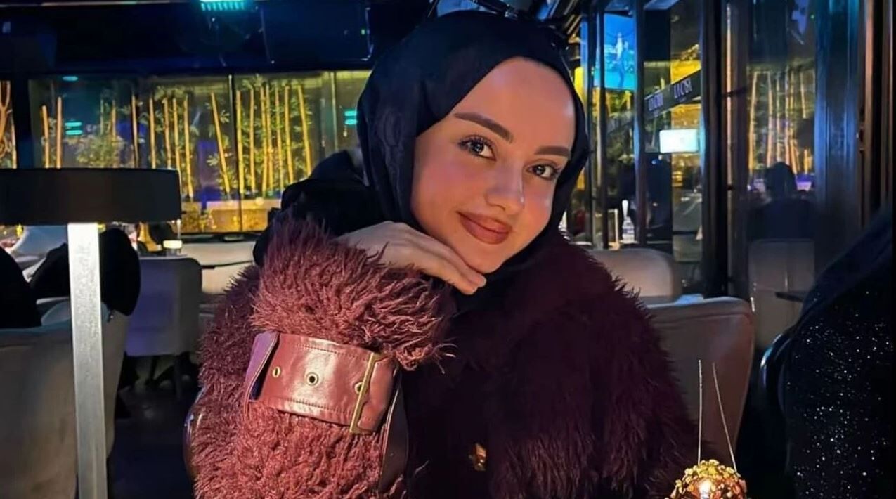 Genç Elif Kalbine Yenik Düştü