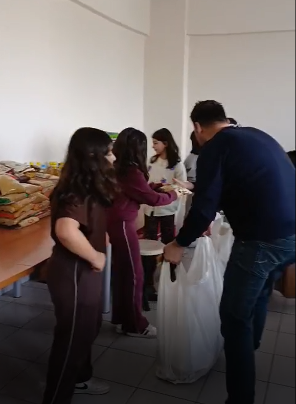 Minik Öğrencilerden 120 Aileye Ramazan Desteği (5)