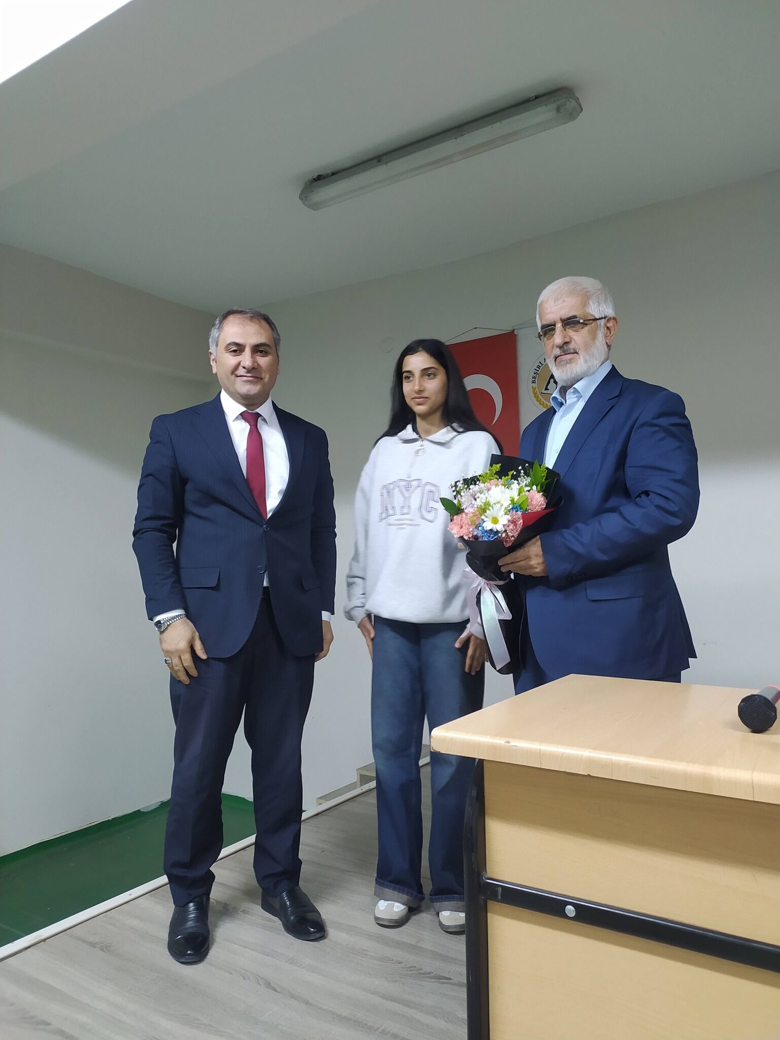 Yazar Ramazan Kayan Öğrenci̇lerle Buluştu (3)