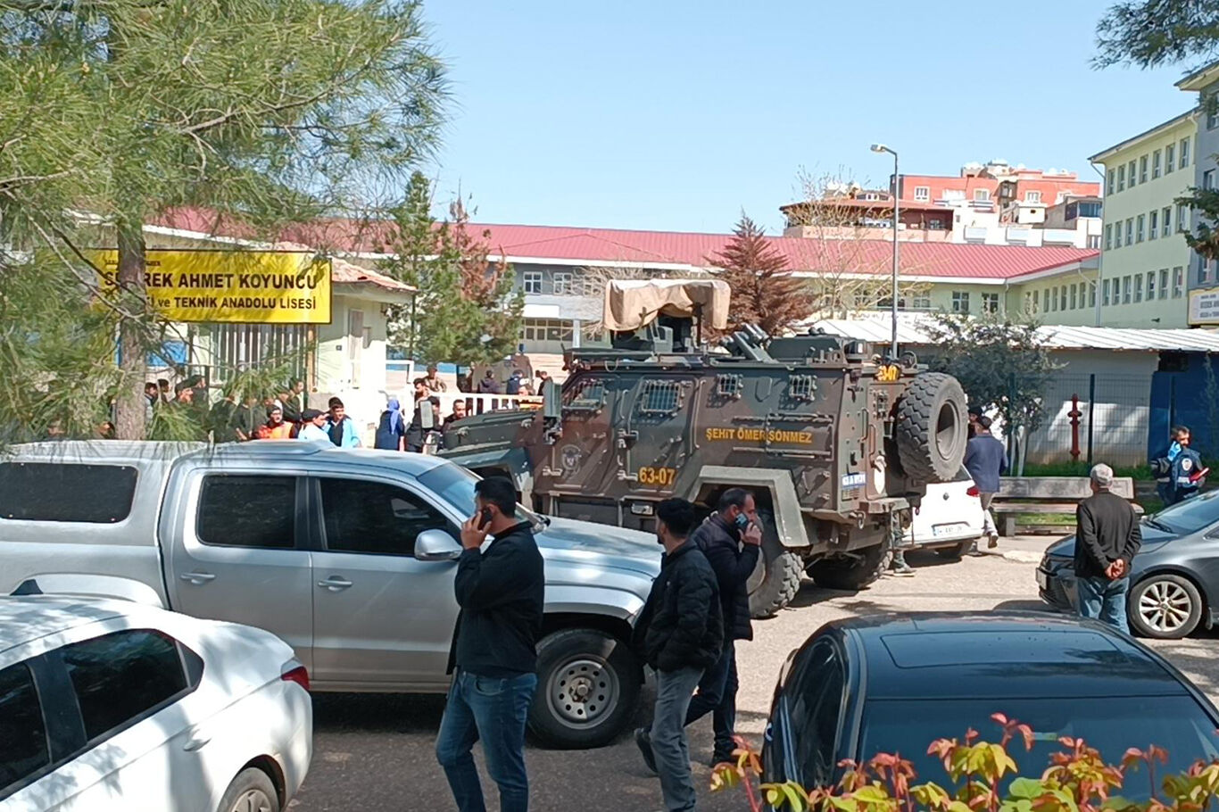 Öğretmenler Yarın Okula Gitmeyecek