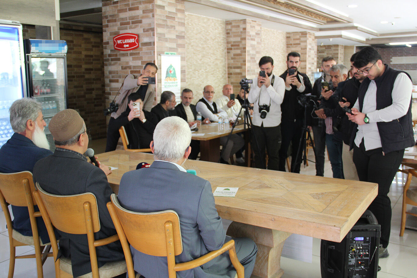 8A79850D 47Fa 4477 97Bb C1069514764F