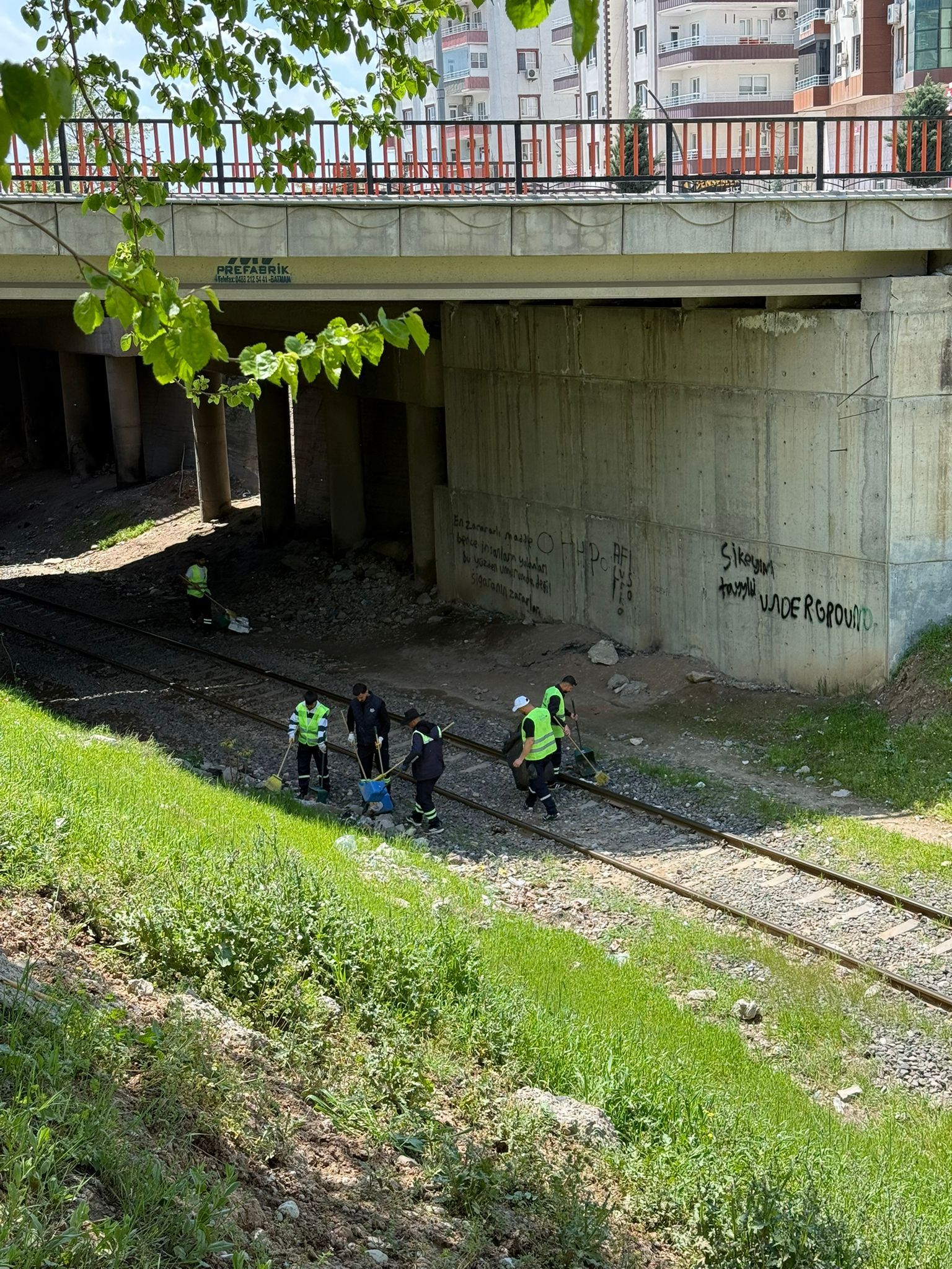 Batman’ın Sokaklarında Bahar Temizliği Mesaisi-2