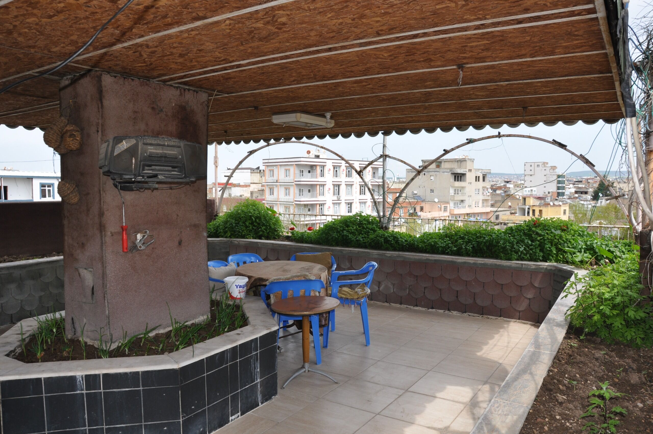 Batmanlı Naim Usta Terasında Doğayla İç İçe Yaşam Kurdu (4)