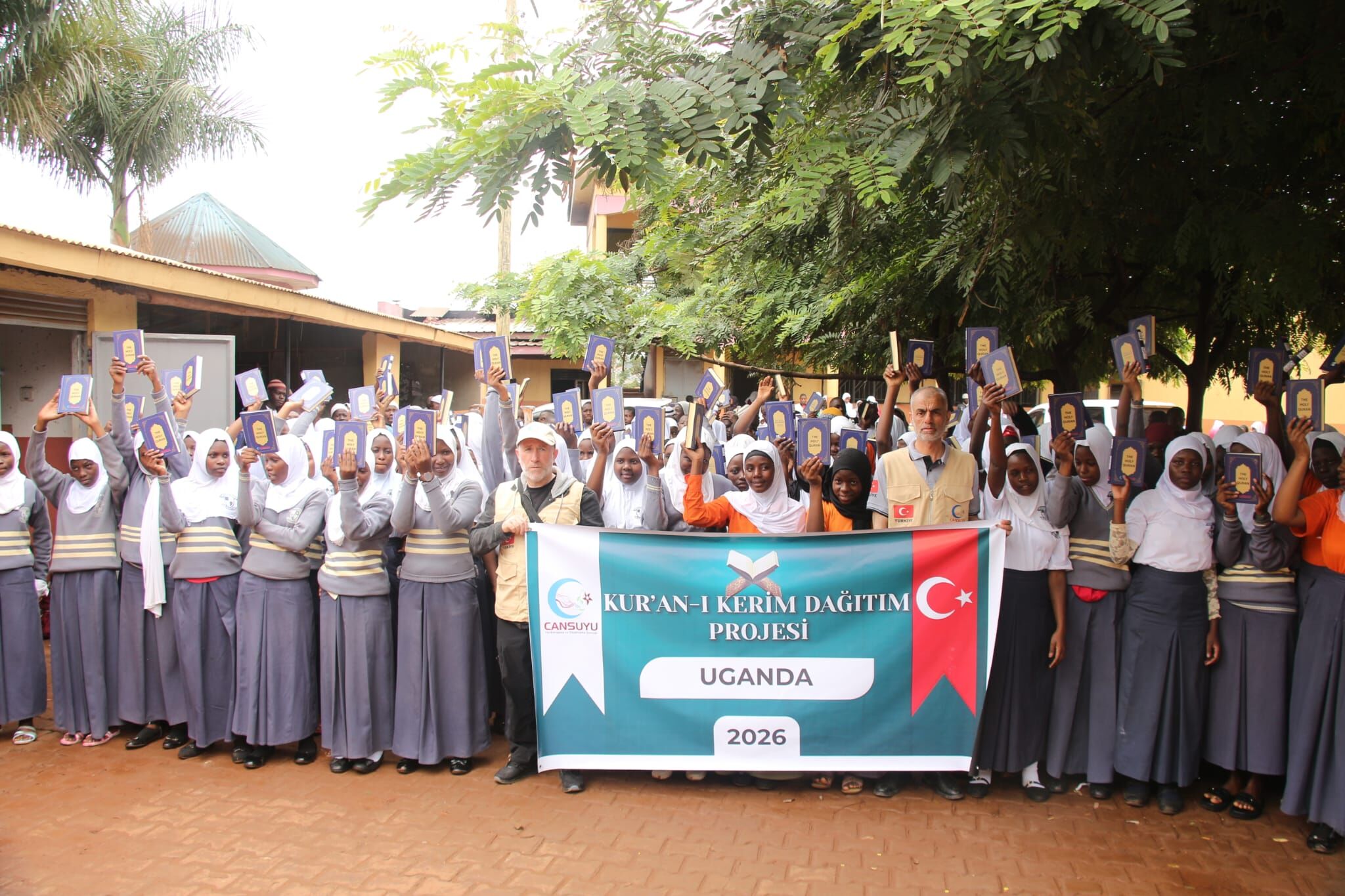 Cansuyu’ndan Uganda’da Gönül Köprüsü (2)