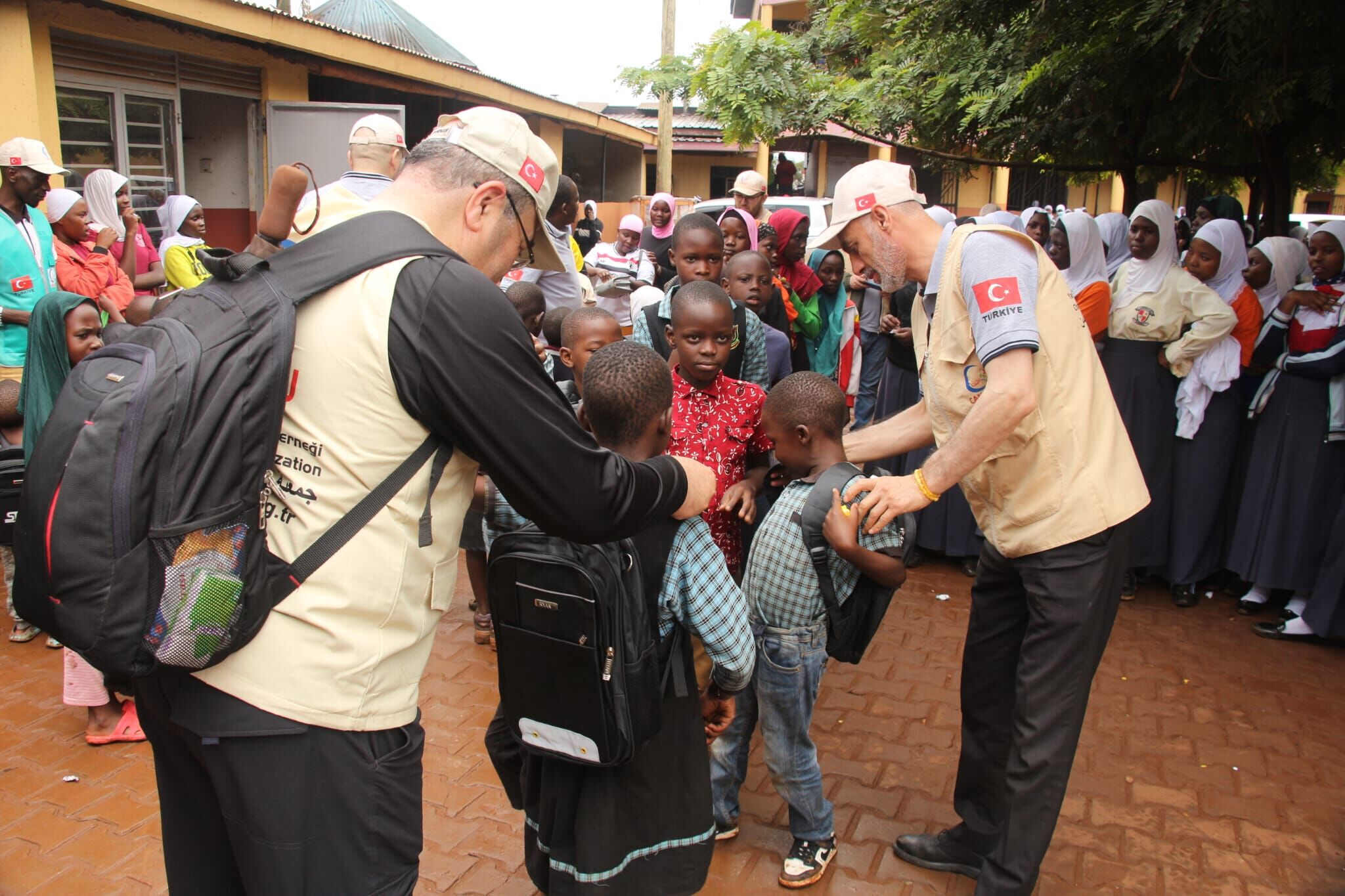 Cansuyu’ndan Uganda’da Gönül Köprüsü (3)