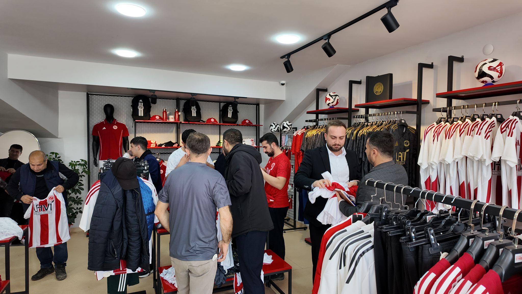 Ekrem Tüzün’den Şampiyonluk Yolunda Birlik Mesajı (2)