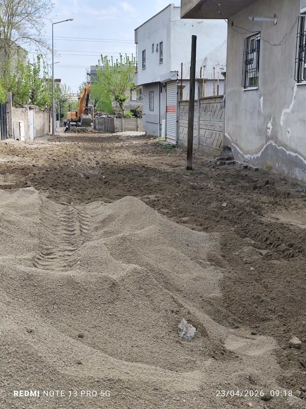 Evlerimiz Caddenin Altında Kaldı (6)