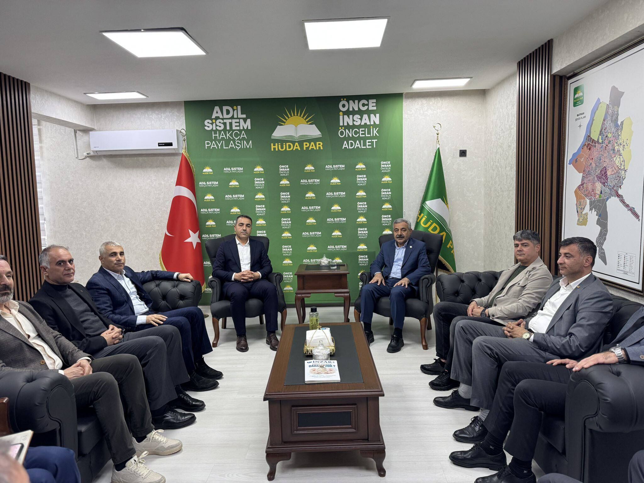 Habizbiniler Derneği'nden Başkan Şahin’e Ziyaret (2)