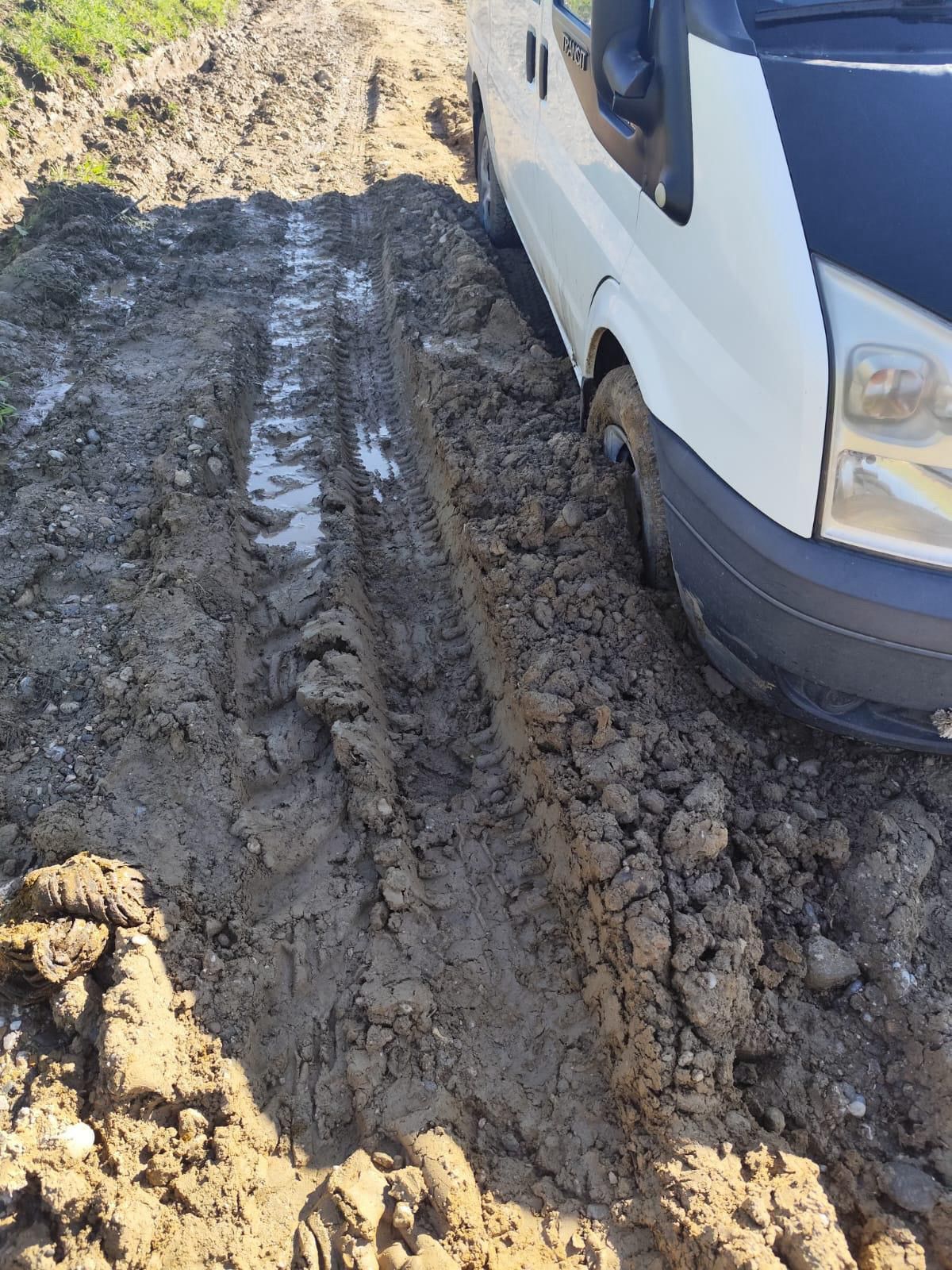 Kozluk Kocaklar Köyü Sakinlerinden Yol Tepkisi Çamurdan Kurtulmak İstiyoruz (1)