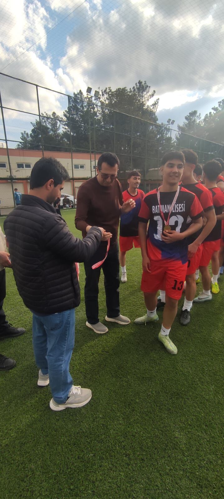 Tügva Batman Gençlig Futbol Turnuvası Sona Erdi Kupa Batman Lisesi'nin (1)