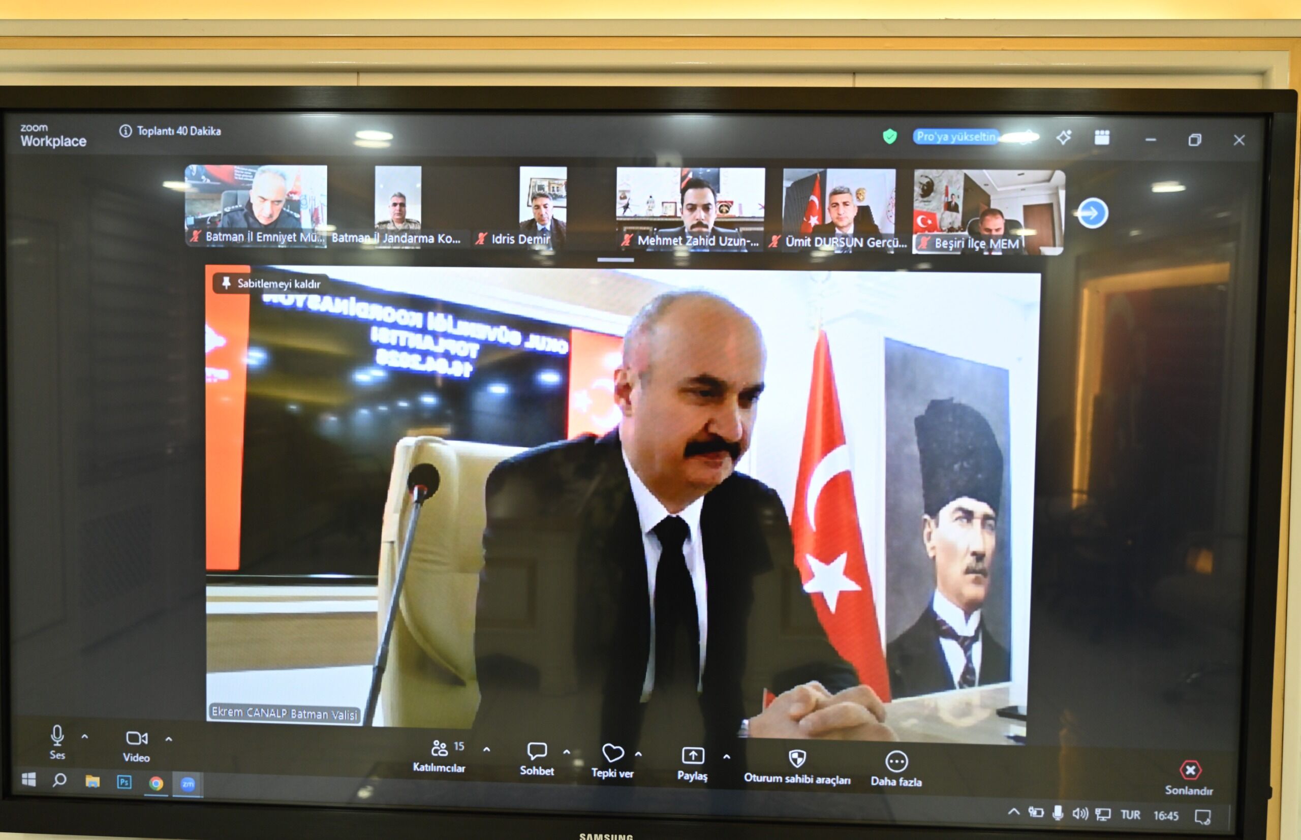 Vali Canalp Başkanlığında Okul Güvenliği Toplantısı Gerçekleştirildi (2)