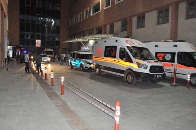 Yıldırım Çarpan Vatandaş 35 Dakika Sonra Hayata Döndürüldü