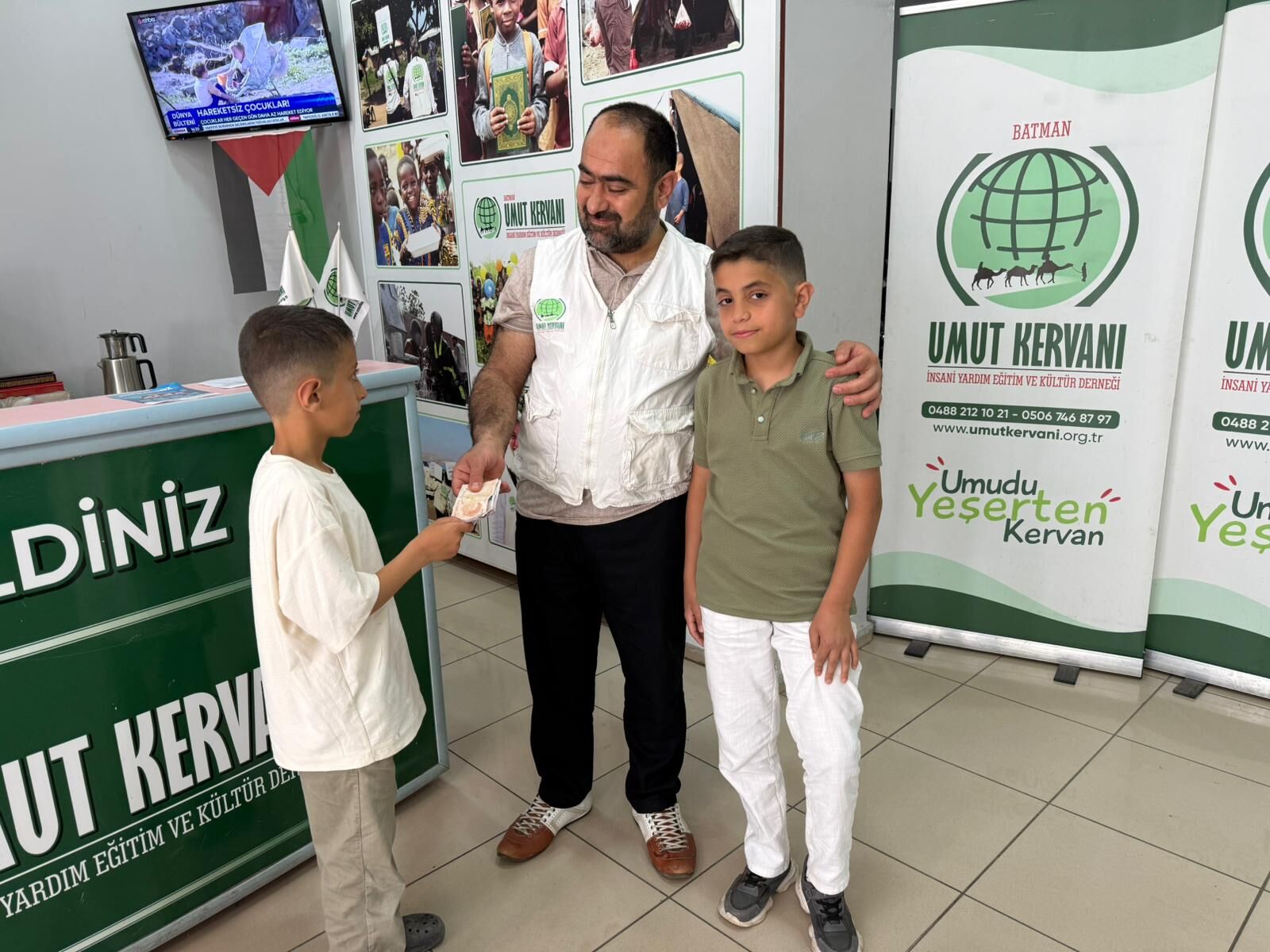 Bayram Harçlıklarını Gazze’deki Çocuklara Gönderdiler Batmanlı Kardeşlerden Örnek Davranış (2)