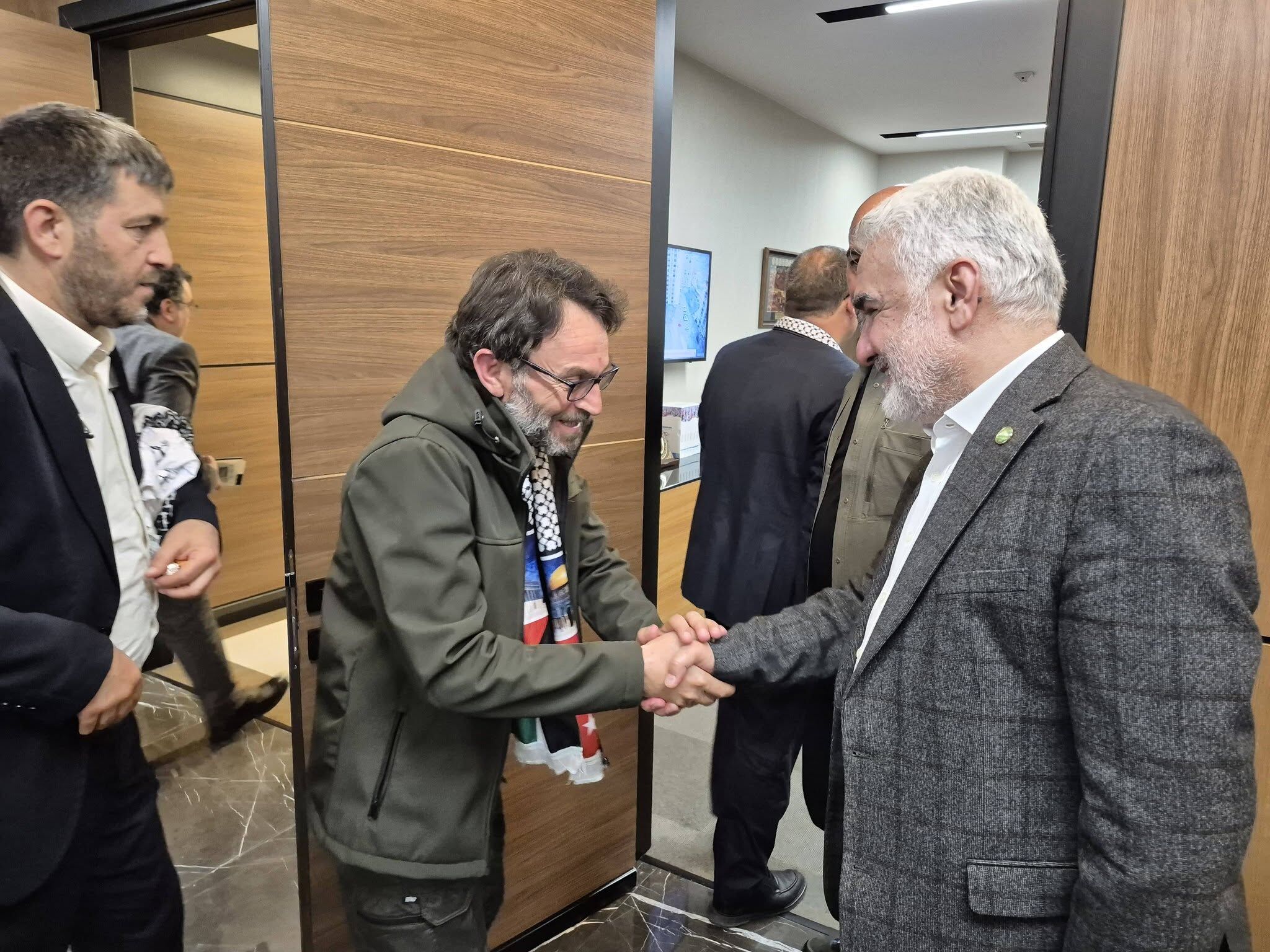 Hüda Par'dan Sumud Filosu Aktivistlerine Ziyaret (1)