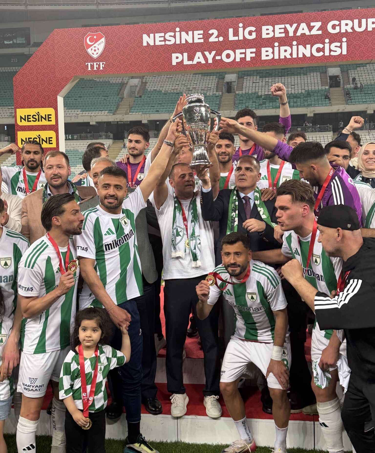 Var Ol Menaf Başkan 01