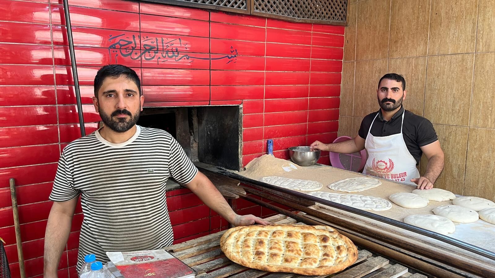 40 Derece Dışarıda, 70 Derece Fırın Başında Helal Kazanç İçin Ter Döküyorlar (6)