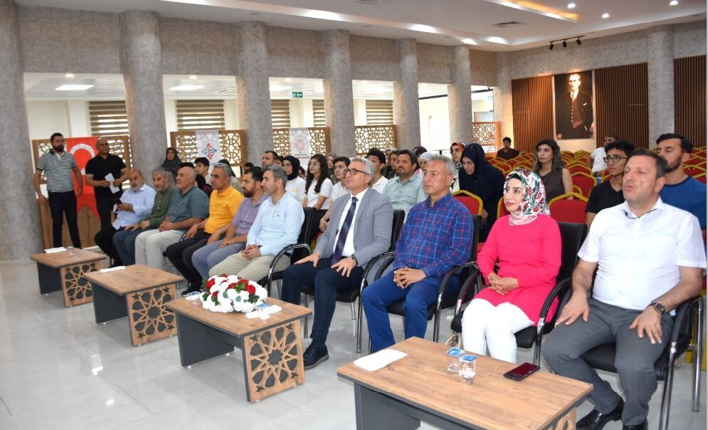 Din Ahlak Değer Alanı Seçmeli Dersler Yarışmaları İl Ödülleri Verildi1 (2)