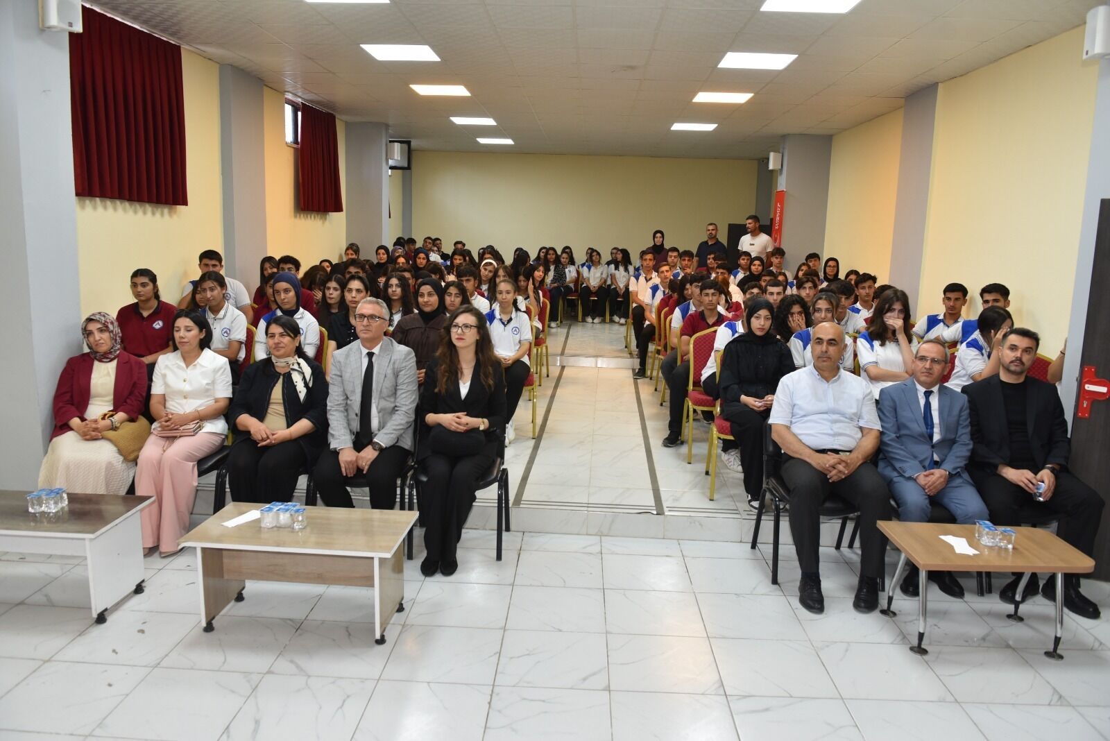 Dr. Ayten Canalp, Kariyer Günleri’nde Öğrencilerle Buluştu (1)